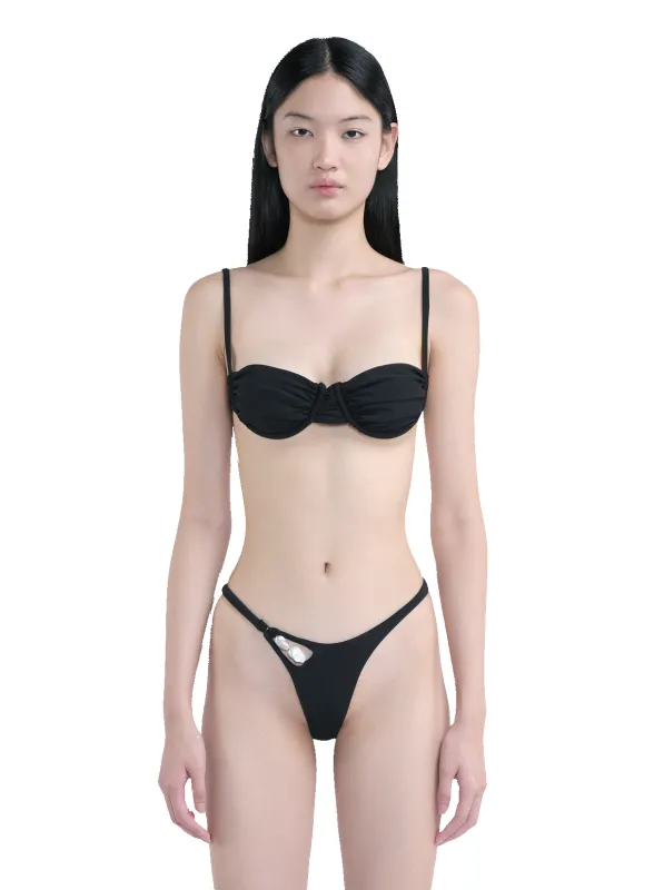 Coast Bottom made by Isa Boulder