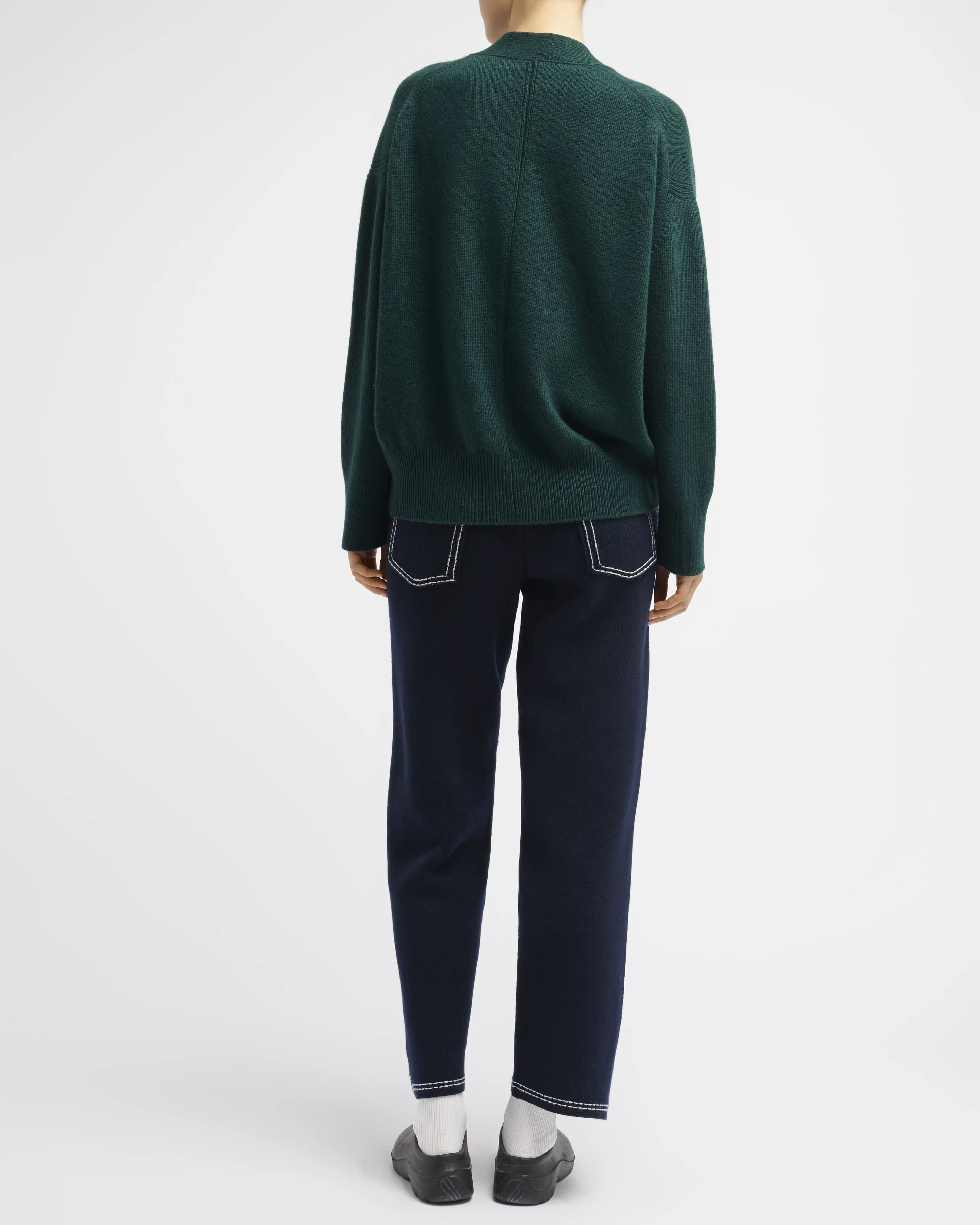 Cardigan iconique en cachemire sold by Barrie product image thumbnail 5