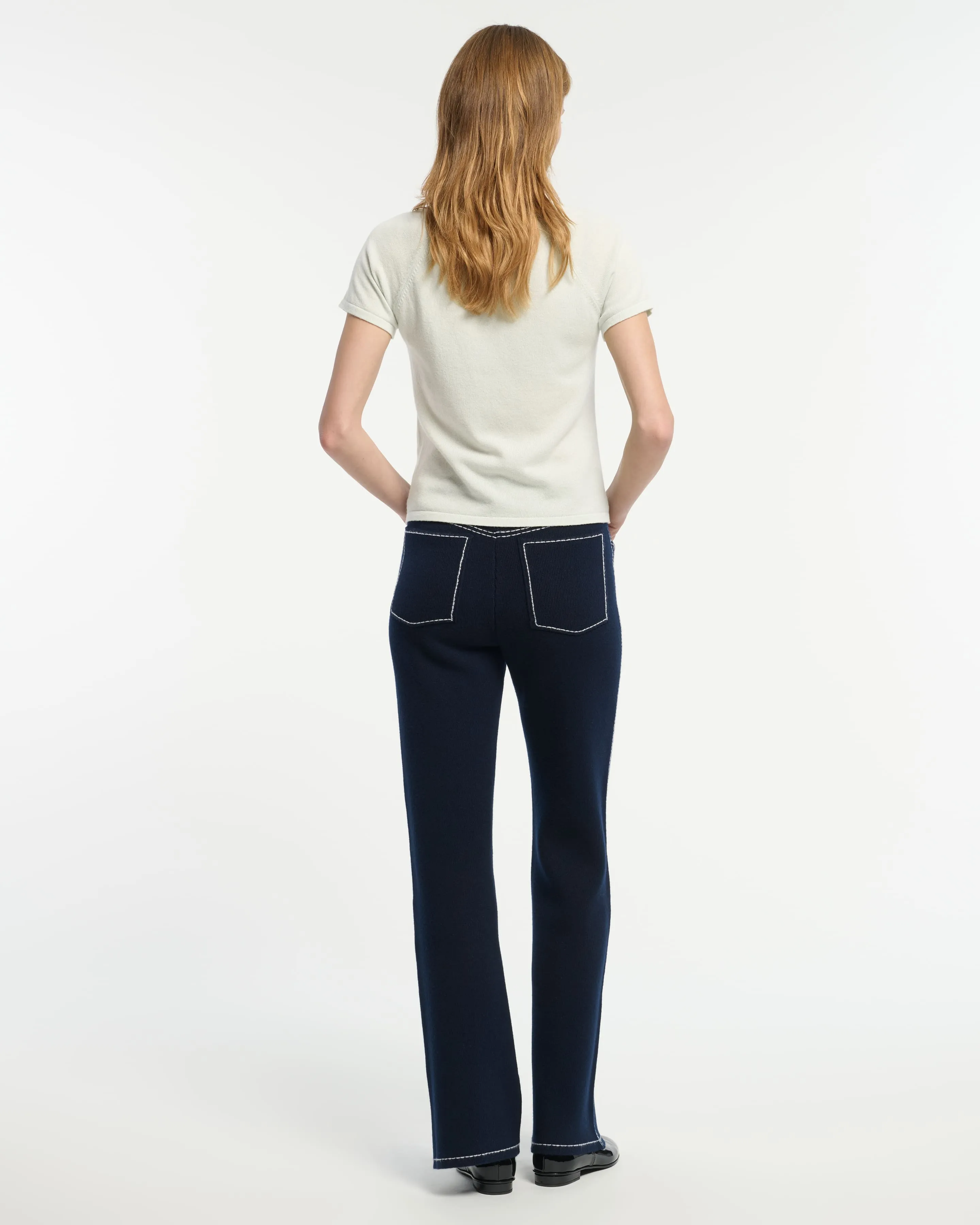 Top en cachemire à motif fleuri sold by Barrie product image thumbnail 5