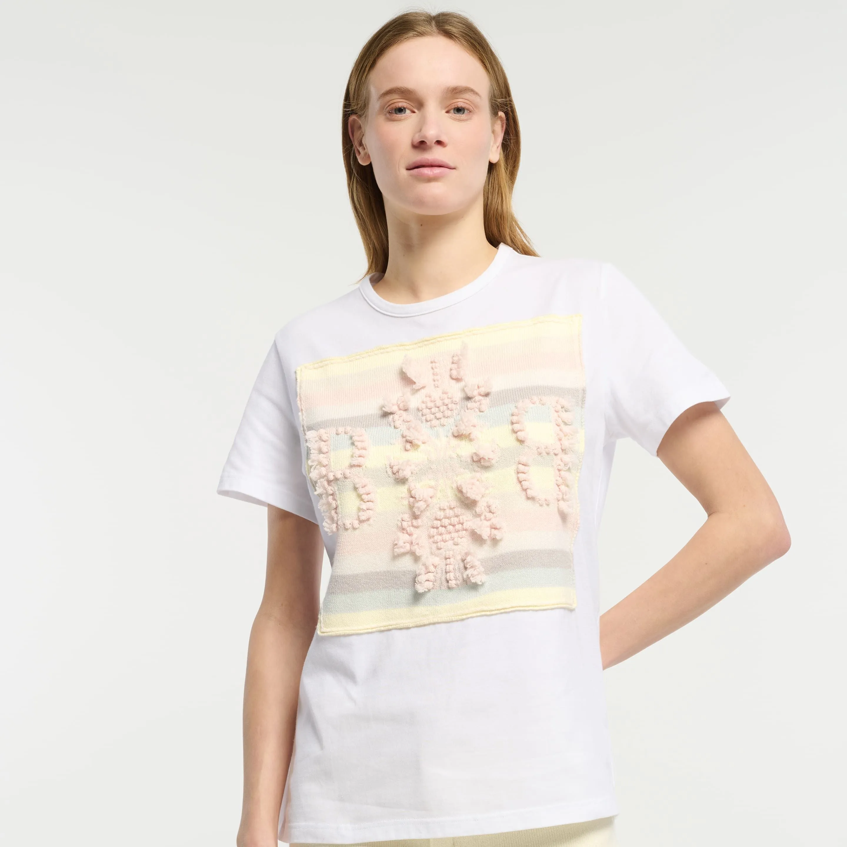 T-shirt avec patch logo B à rayures en cachemire sold by Barrie