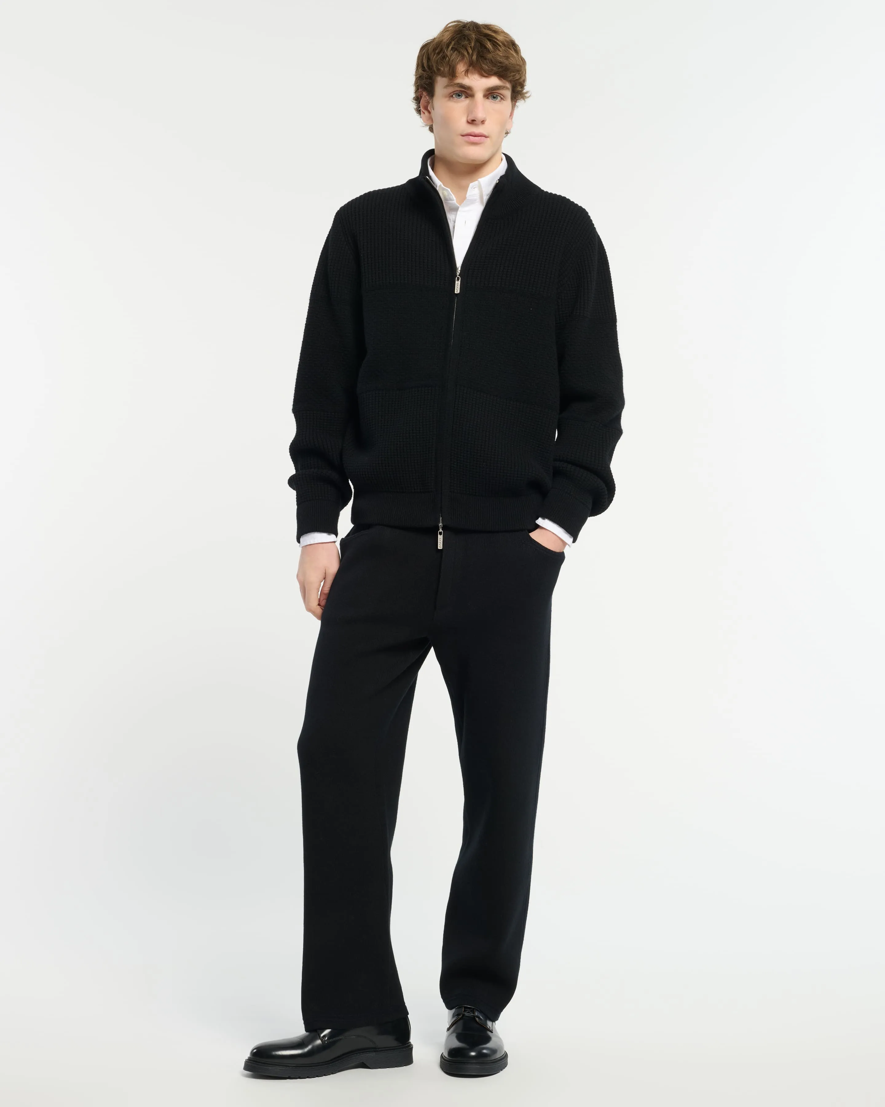 Cardigan en cachemire et laine effet gaufré sold by Barrie product image thumbnail 3