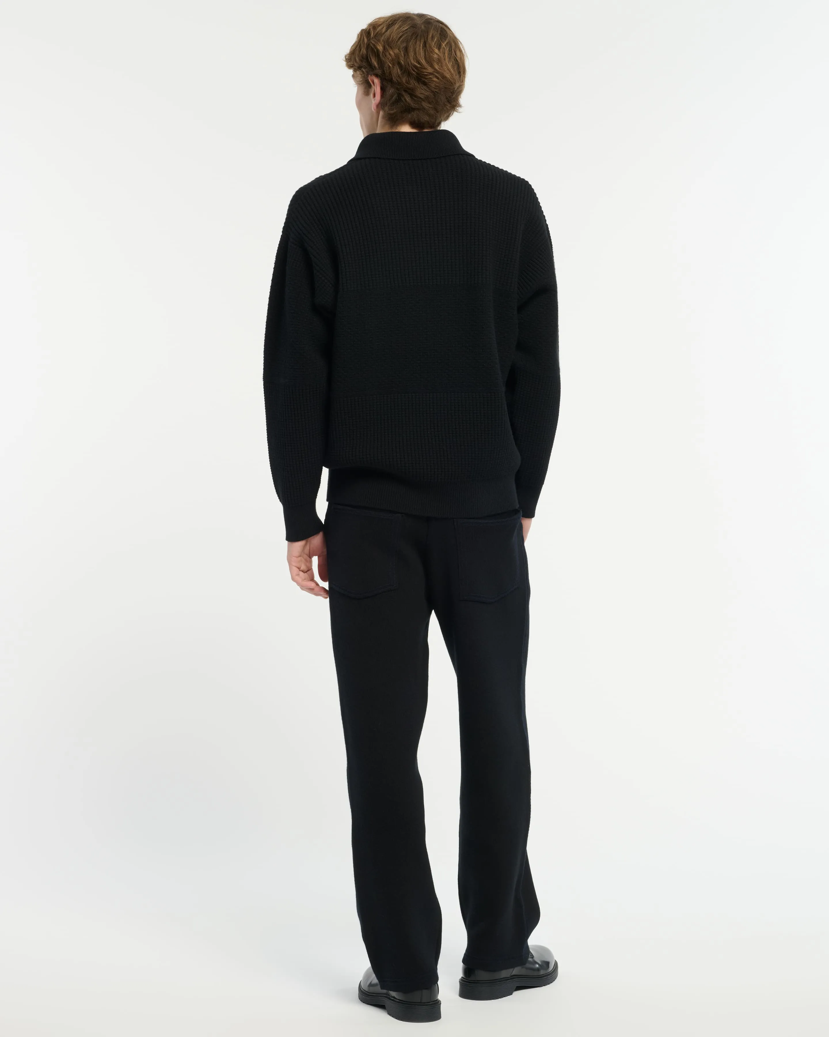 Cardigan en cachemire et laine effet gaufré sold by Barrie product image thumbnail 5