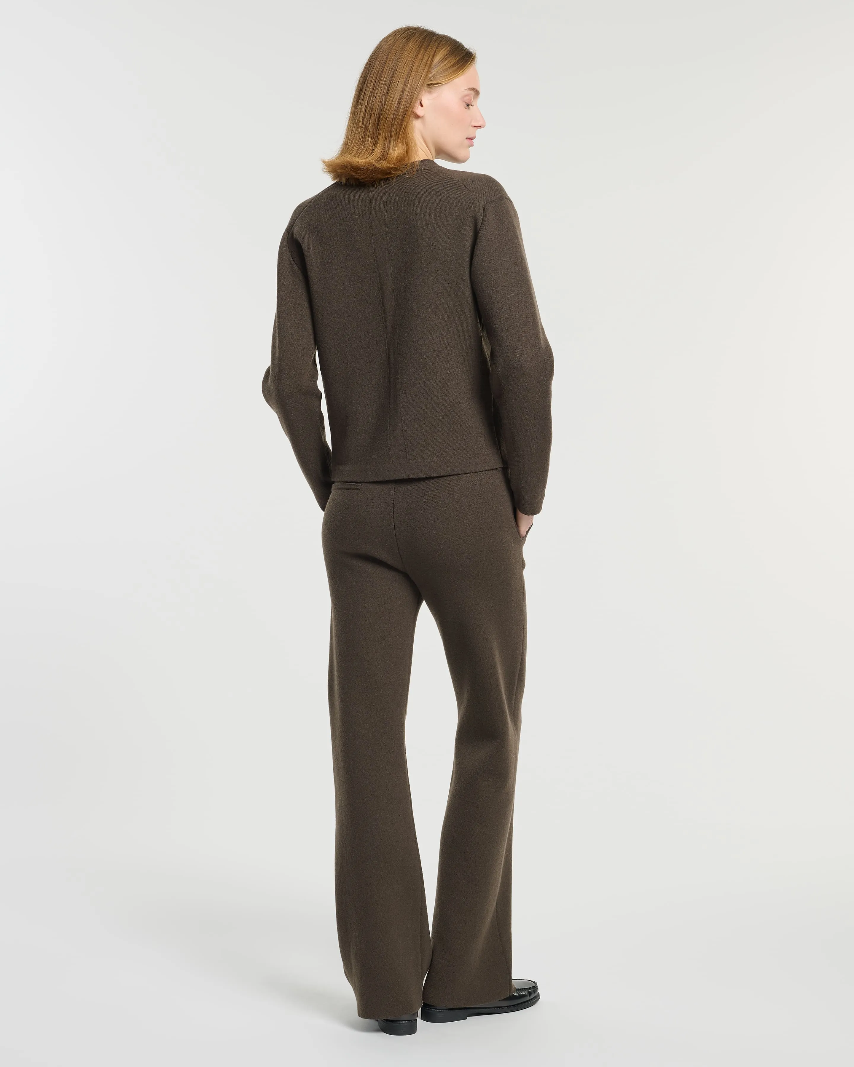 Cardigan col V en cachemire et laine sold by Barrie product image thumbnail 5