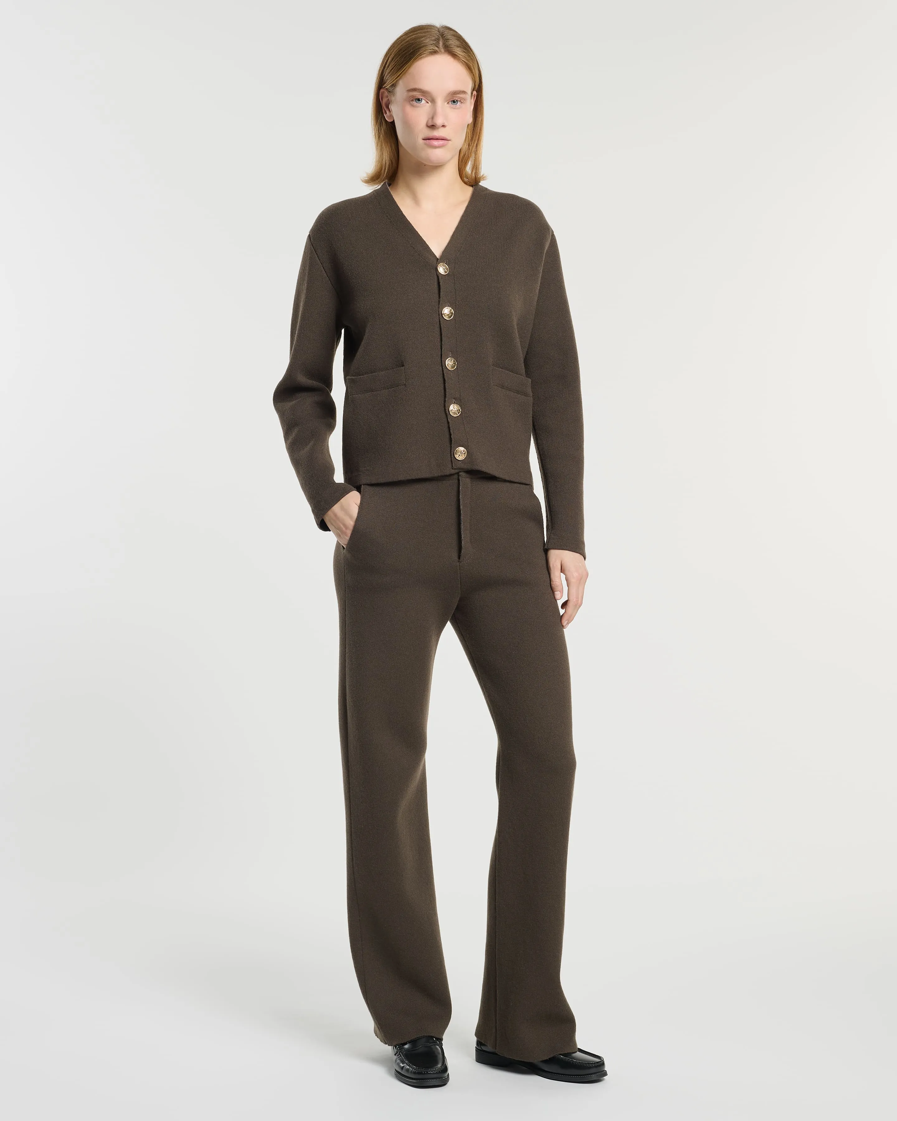 Cardigan col V en cachemire et laine sold by Barrie product image thumbnail 4