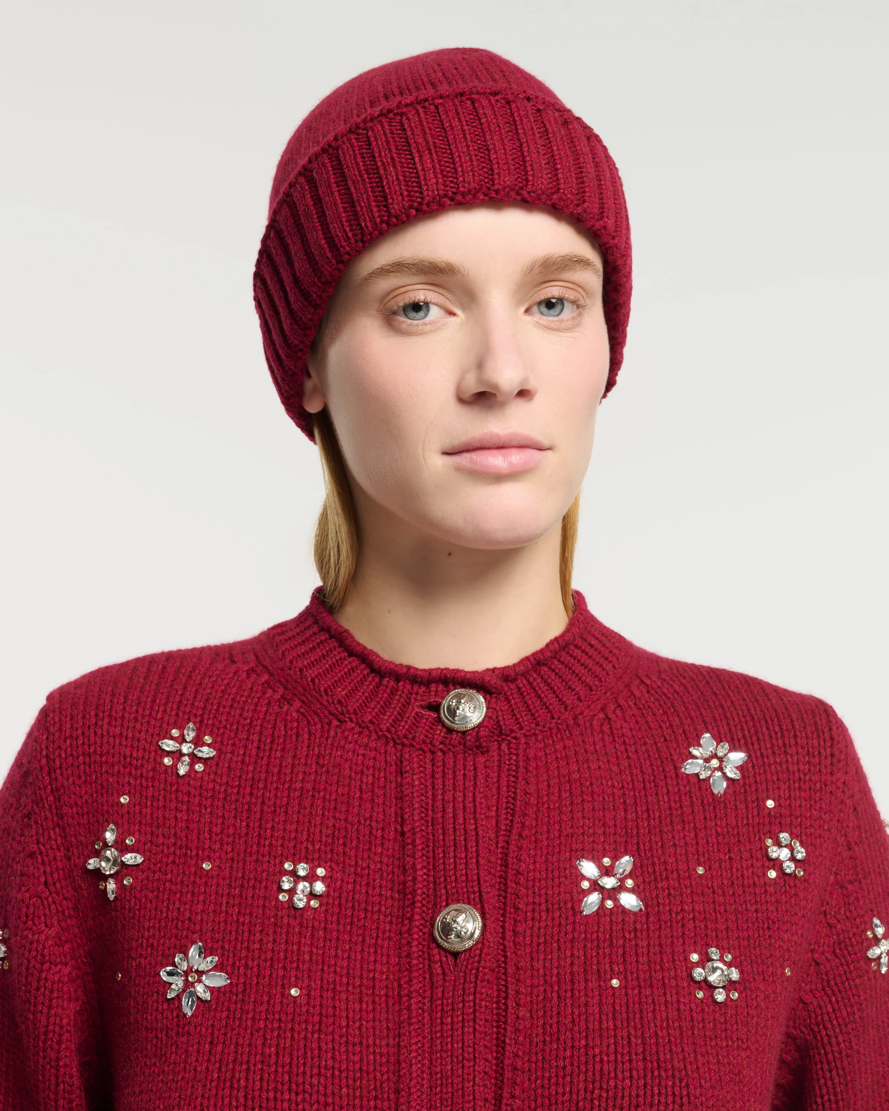 Cardigan épais en cachemire avec détail bijoux sold by Barrie product image thumbnail 2