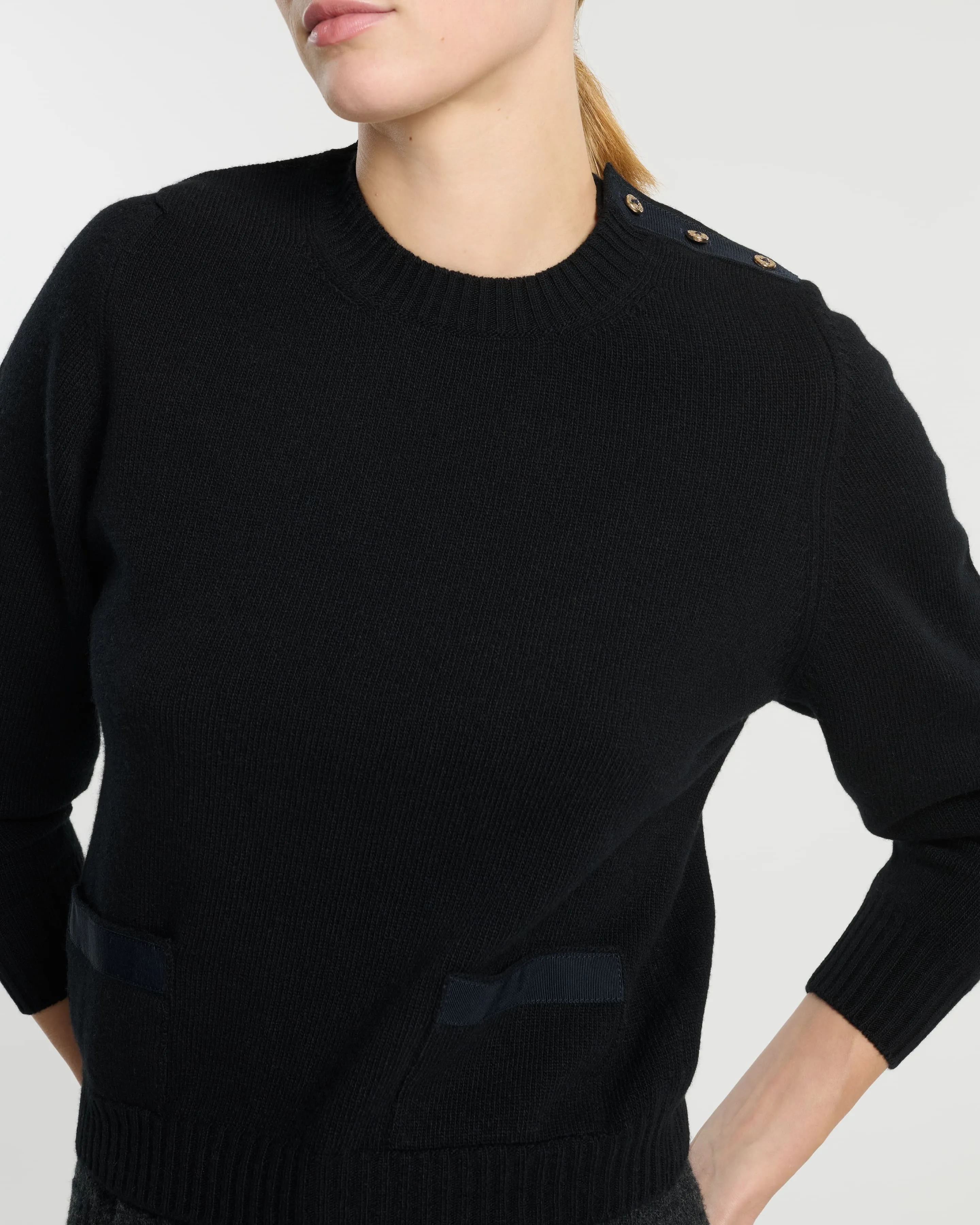 Pull en laine avec détail ruban sold by Barrie product image thumbnail 2