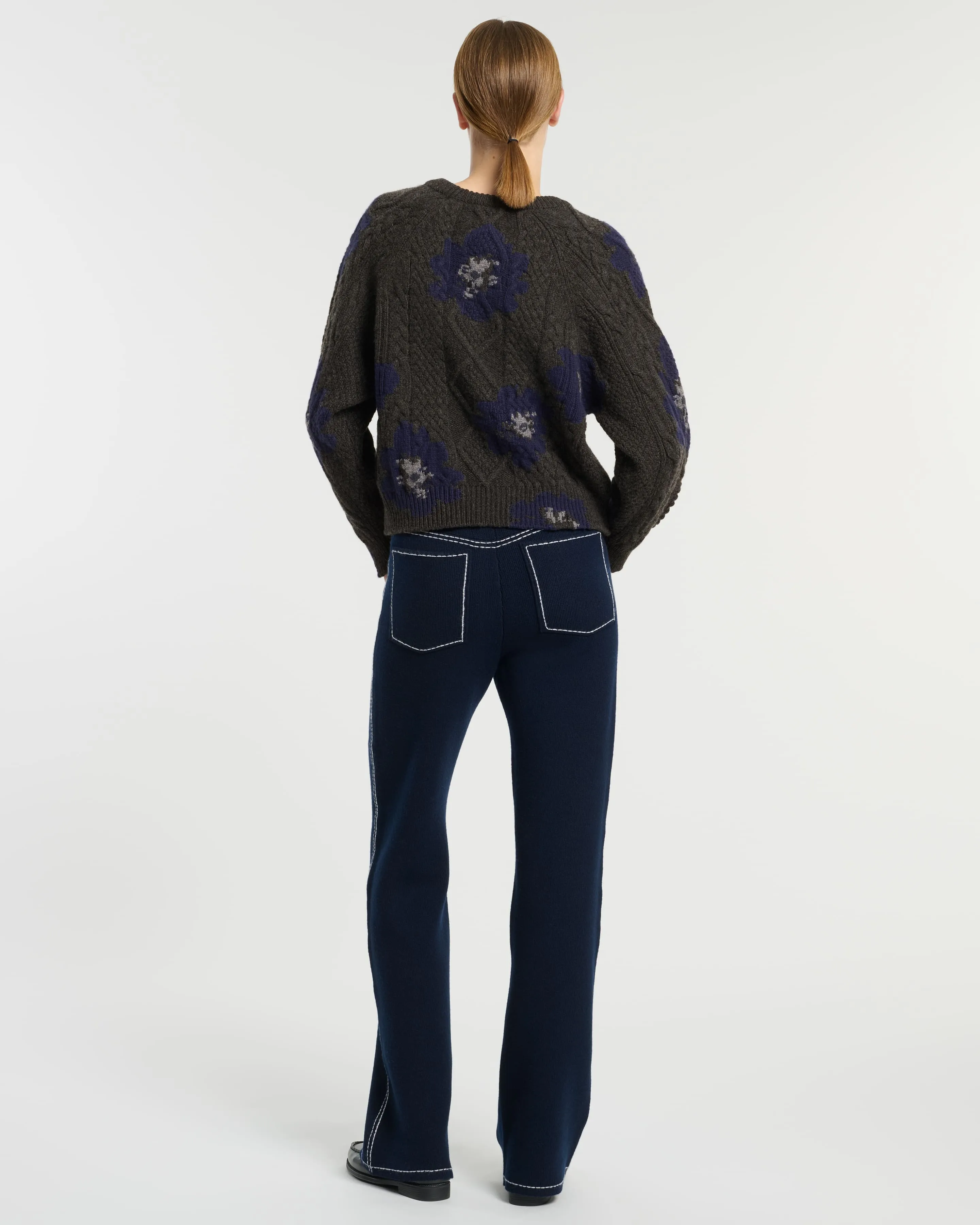 Pull col rond motif fleuri en cachemire sold by Barrie product image thumbnail 5