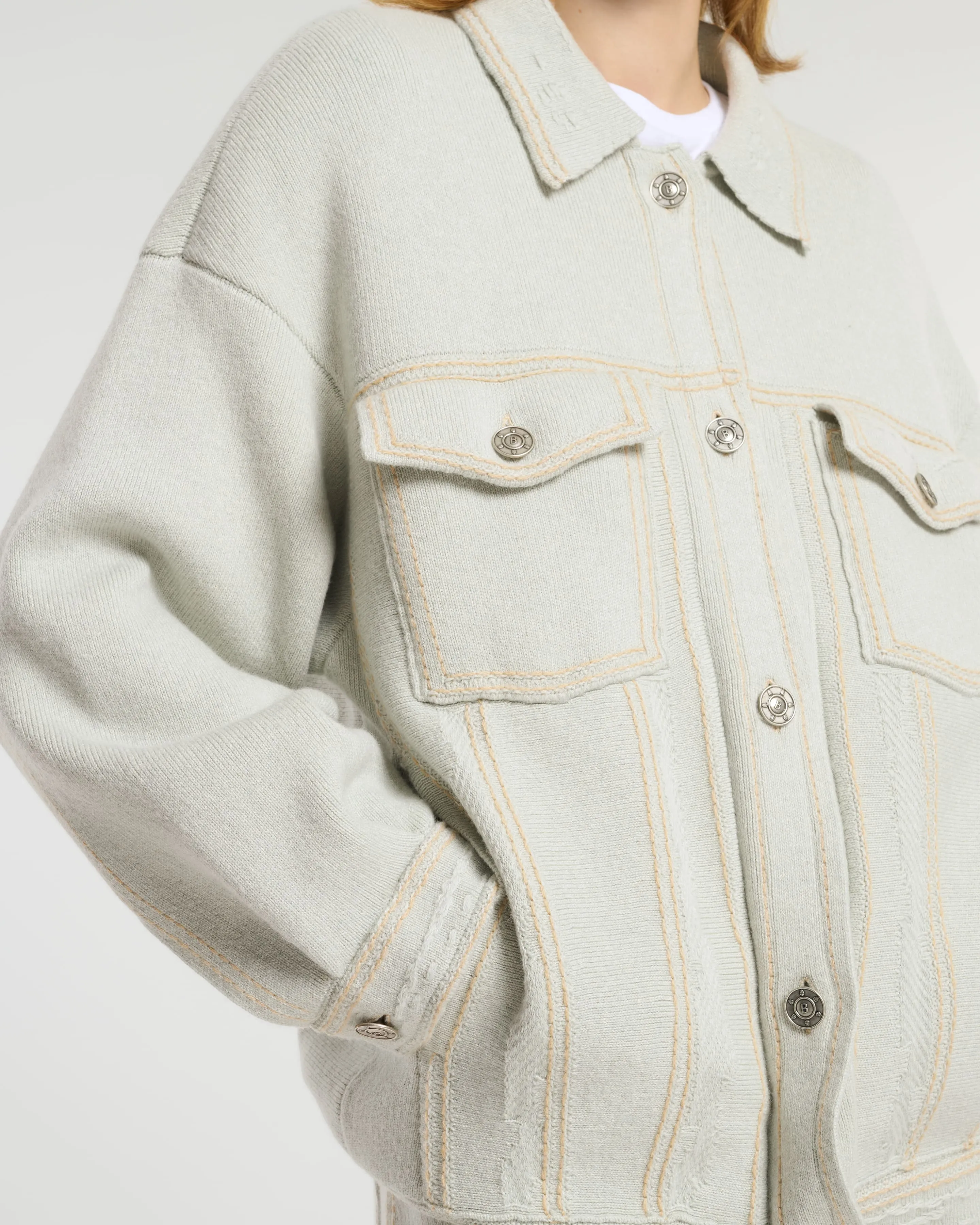 Veste Denim oversize en cachemire et coton sold by Barrie product image thumbnail 2