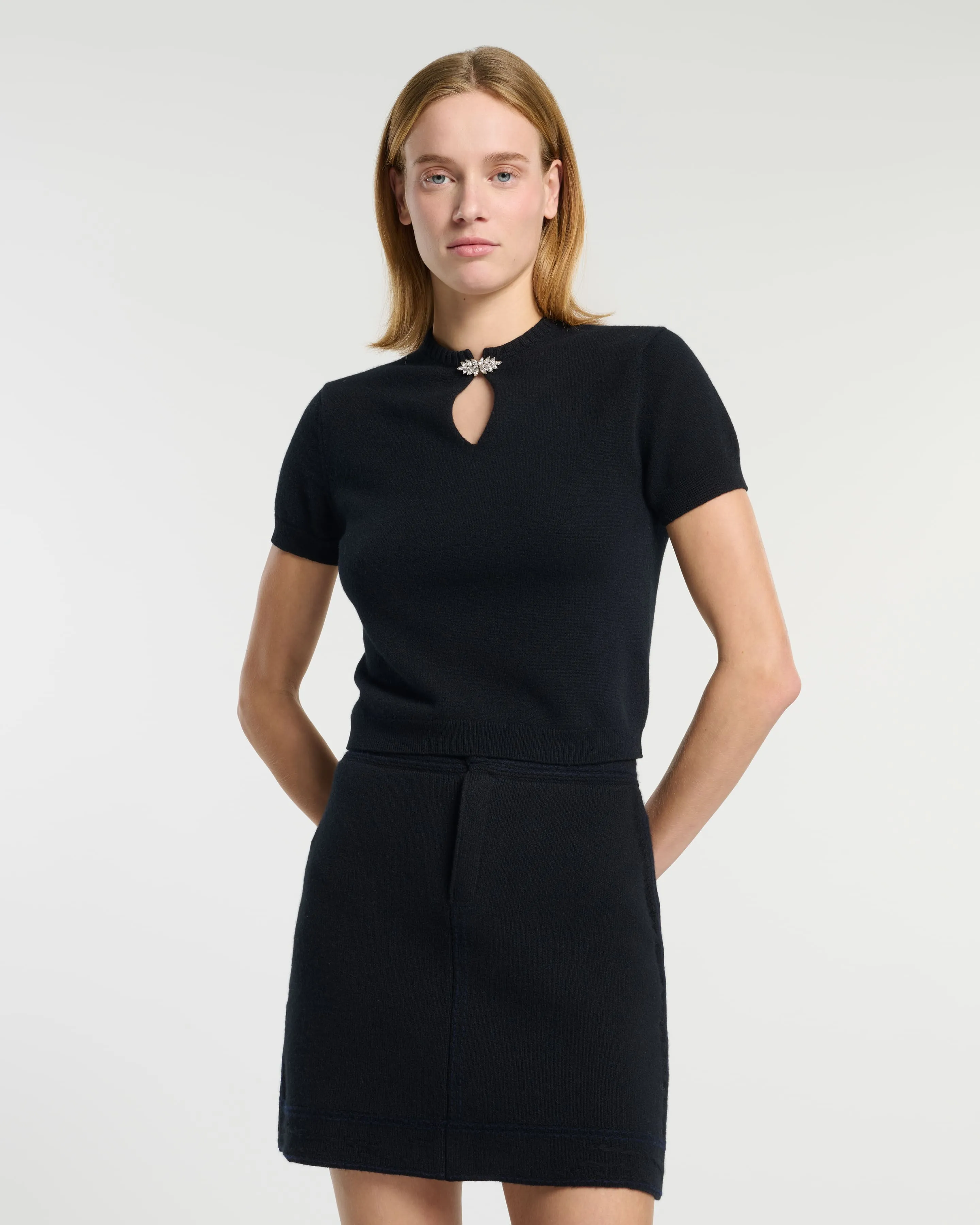 Top en cachemire aux détails bijoux sold by Barrie product image thumbnail 3