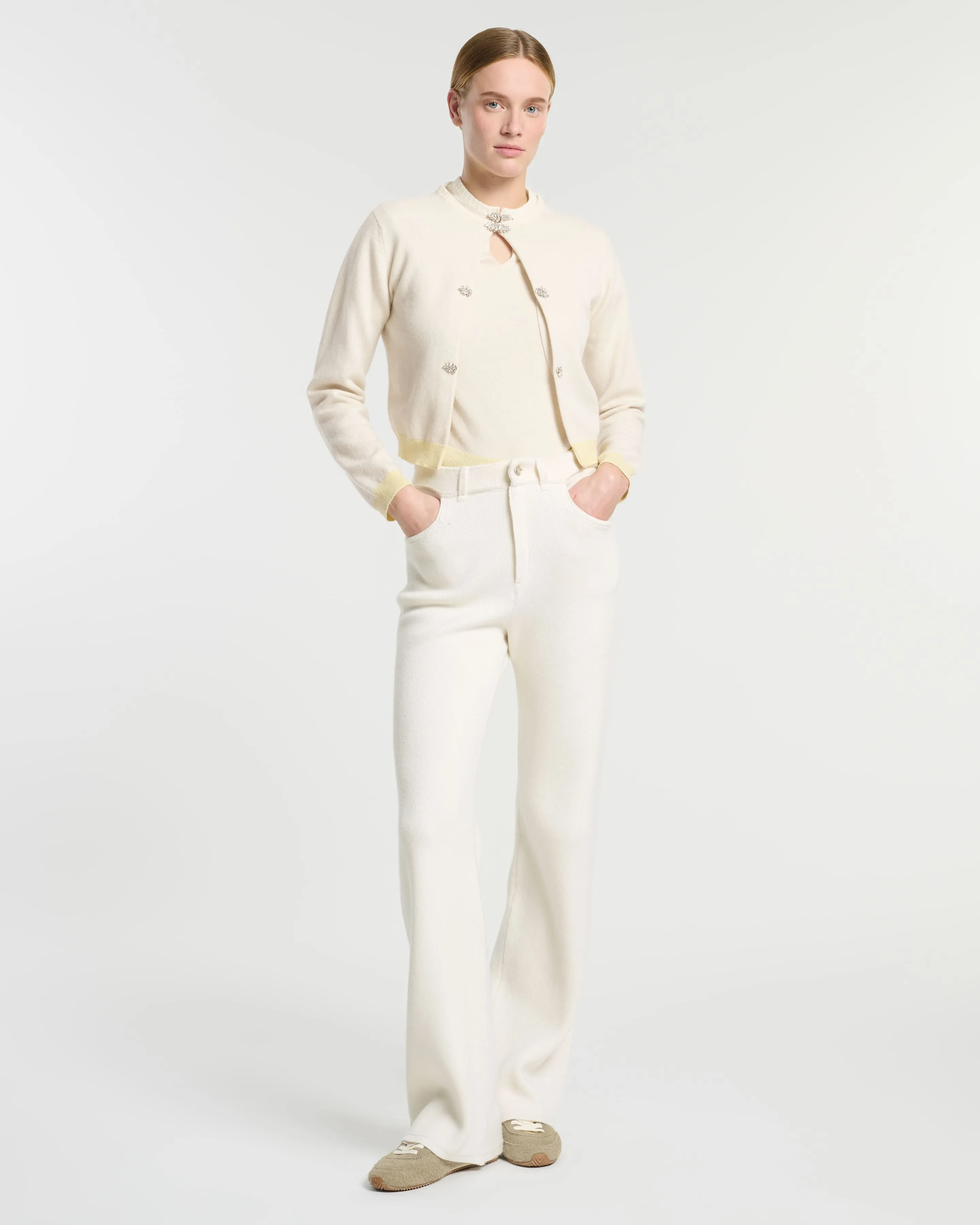 Cardigan en cachemire aux détails bijoux sold by Barrie product image thumbnail 4