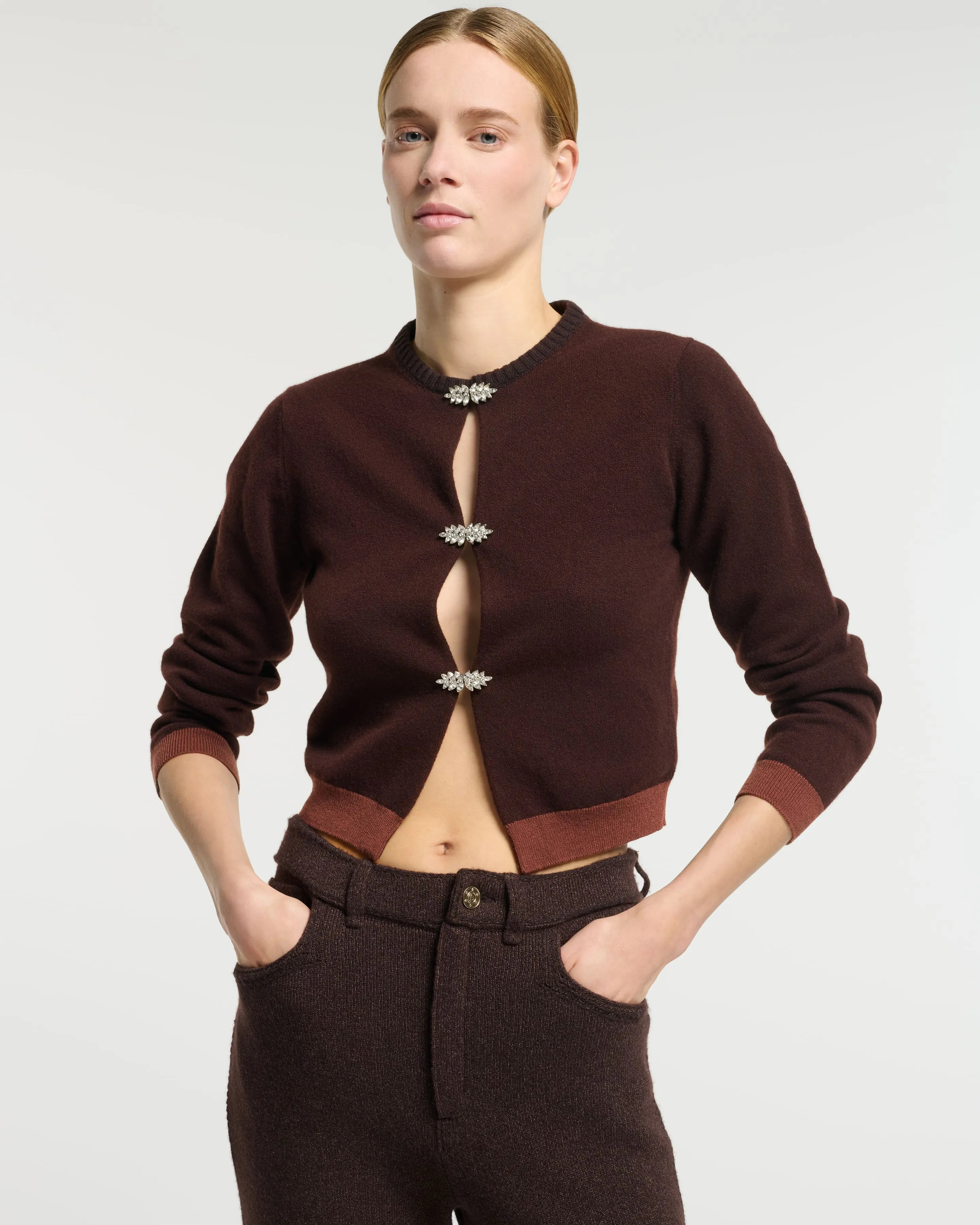 Cardigan en cachemire aux détails bijoux sold by Barrie product image thumbnail 3