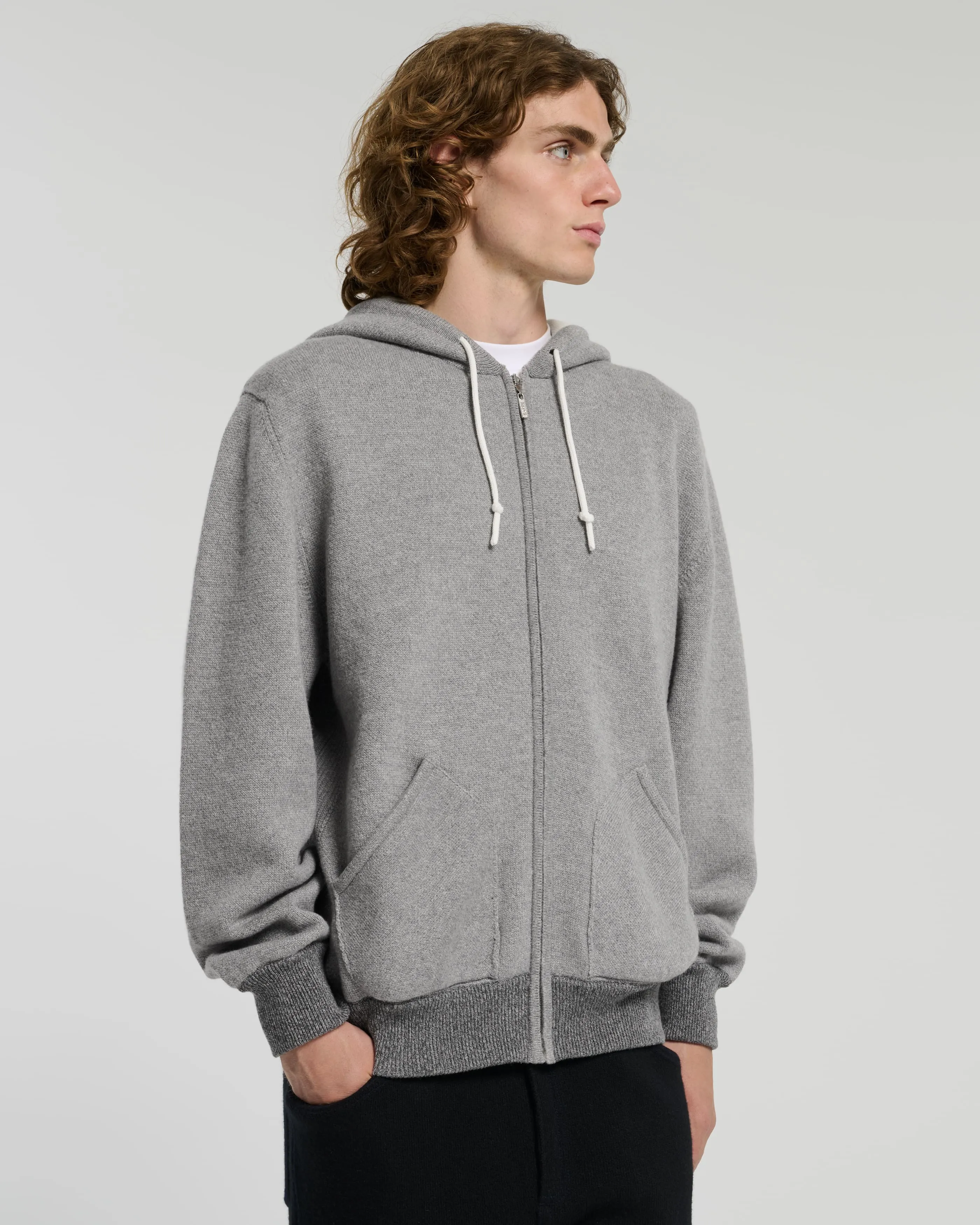 Veste à capuche sportswear en cachemire et coton sold by Barrie product image thumbnail 2