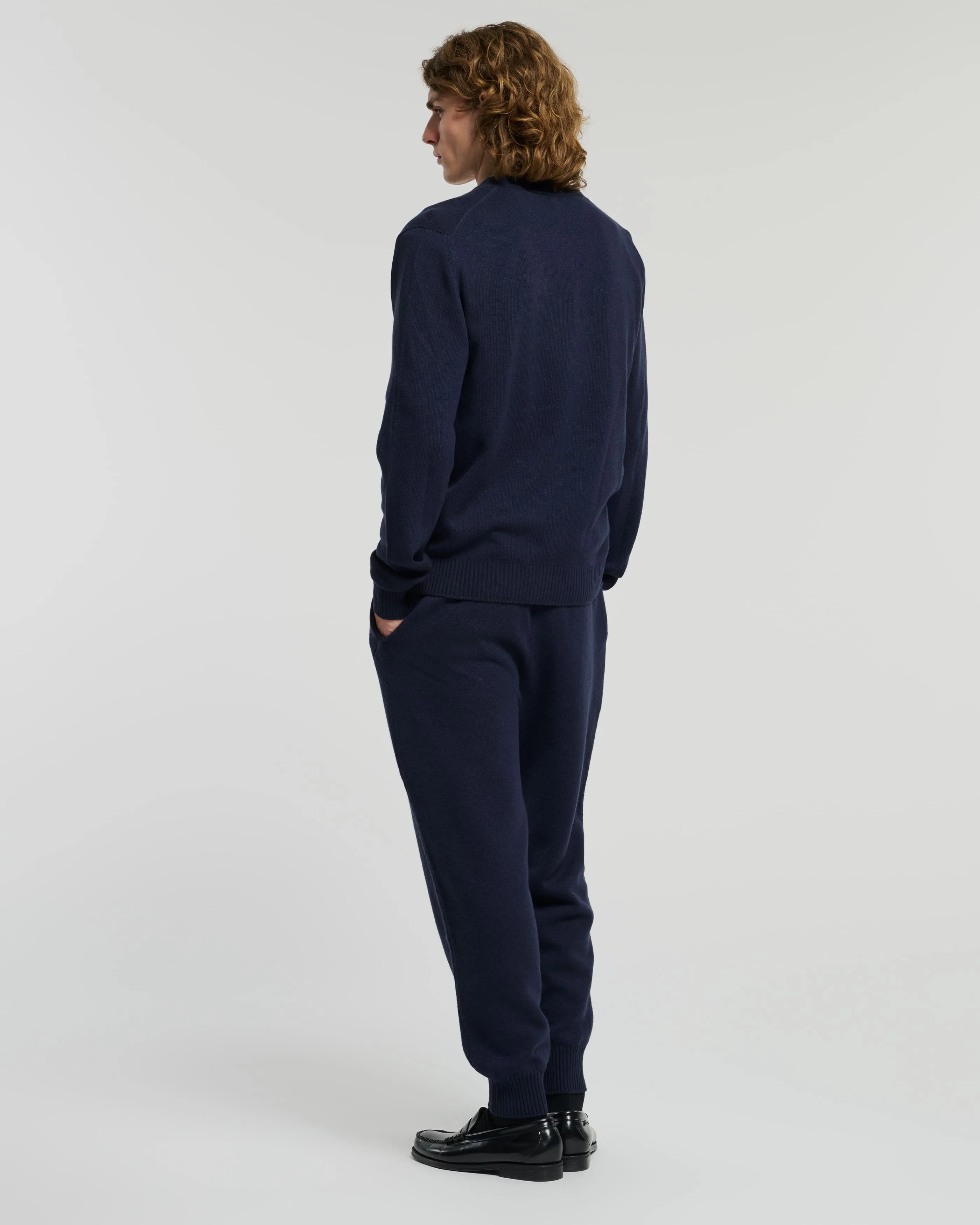 Cardigan B Label en cachemire sold by Barrie product image thumbnail 5