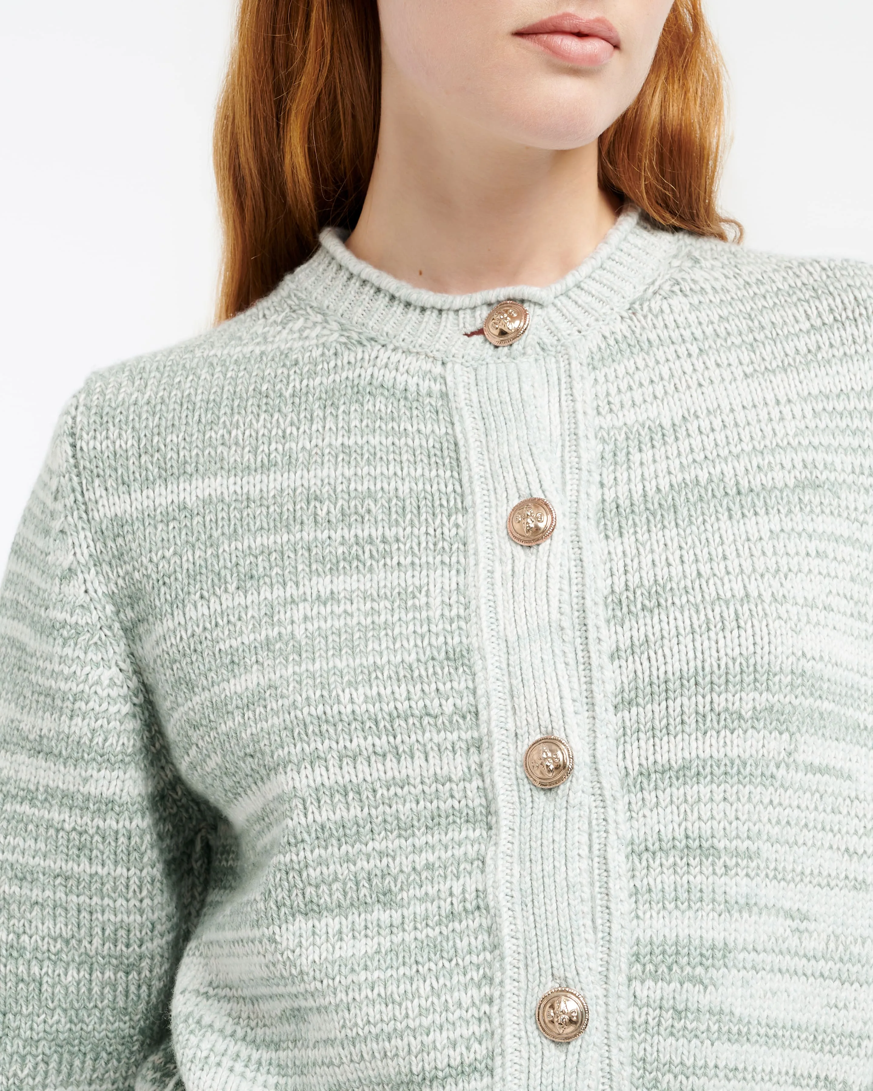 Cardigan épais en cachemire à boutons dorés sold by Barrie product image thumbnail 2