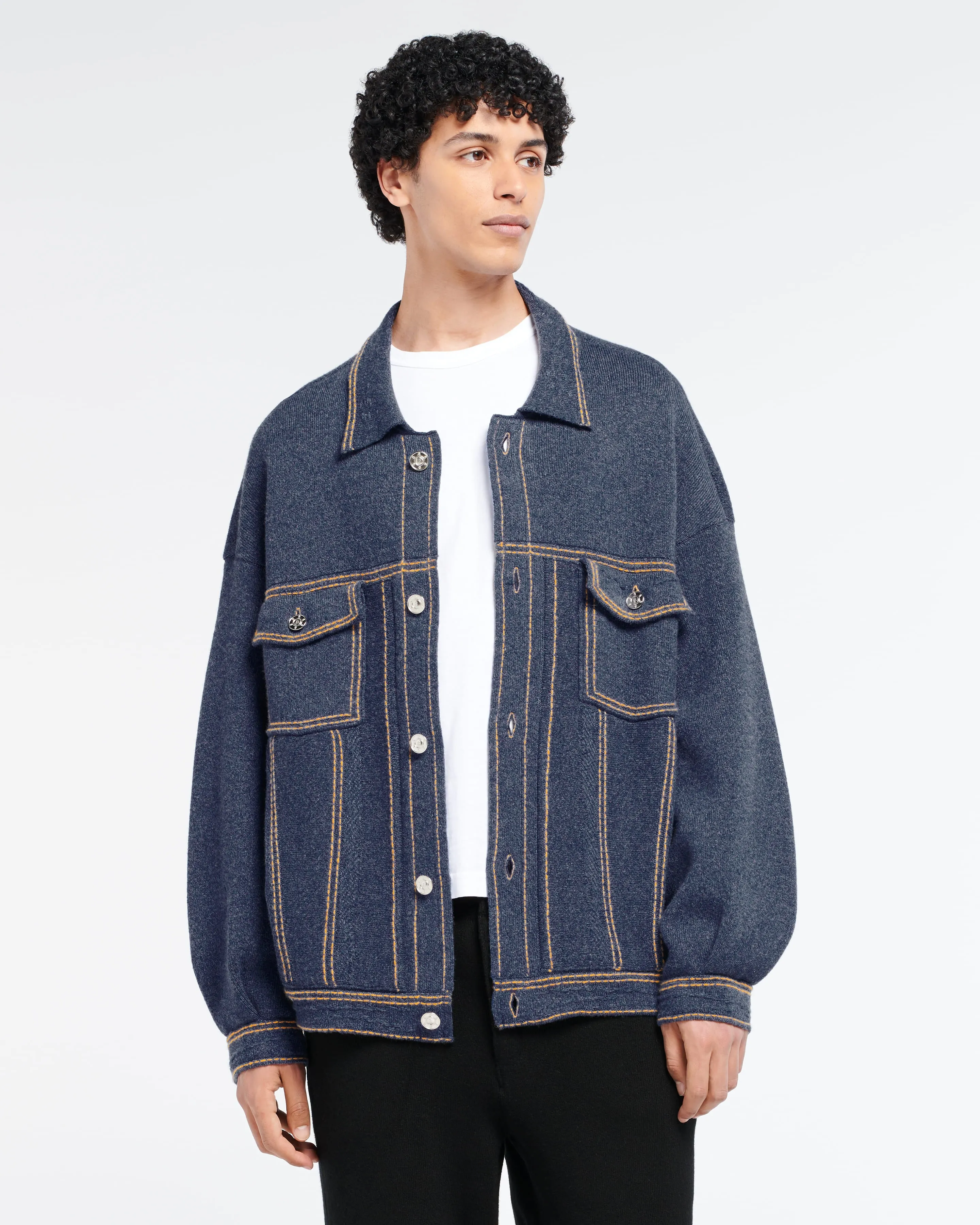 Veste Denim oversize en cachemire et coton sold by Barrie product image thumbnail 3