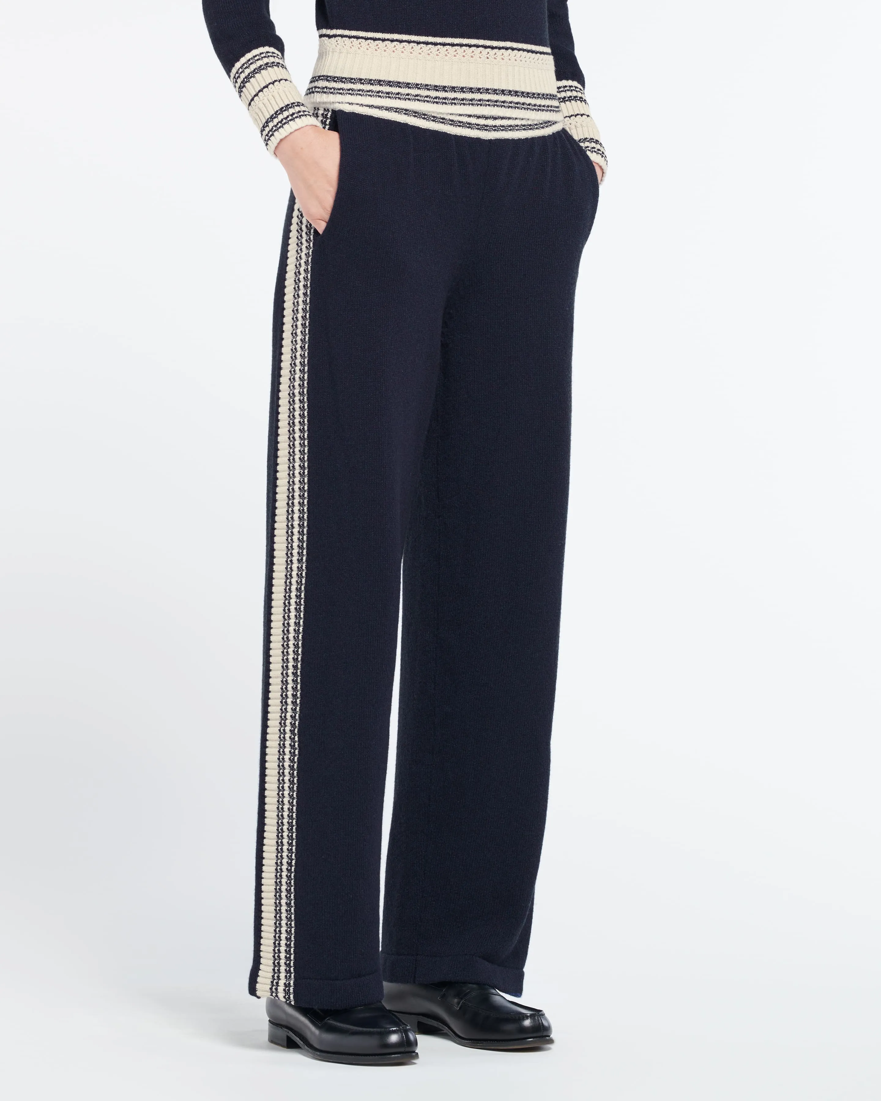 Pantalon chiné en cachemire sold by Barrie product image thumbnail 5