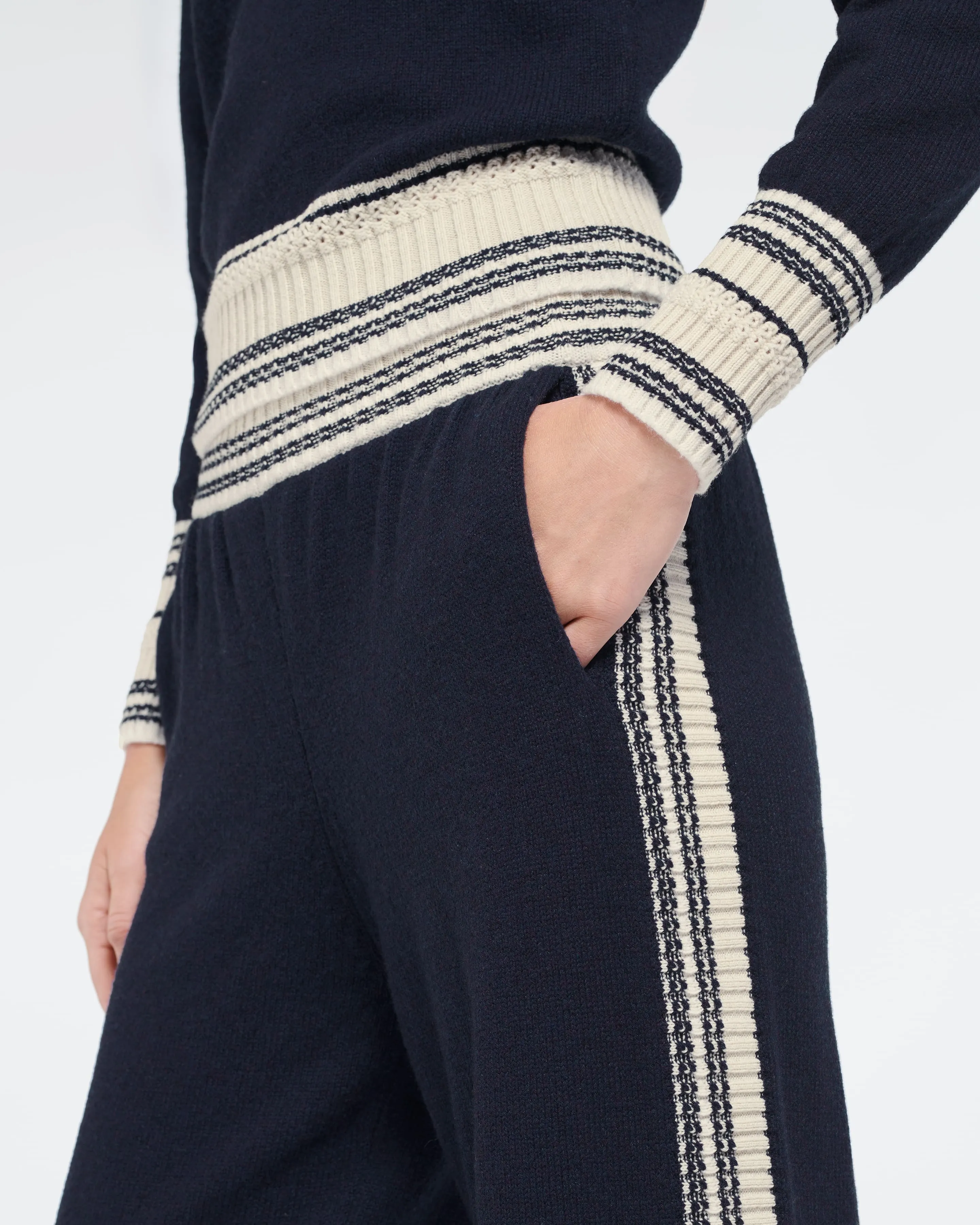 Pantalon chiné en cachemire sold by Barrie product image thumbnail 2