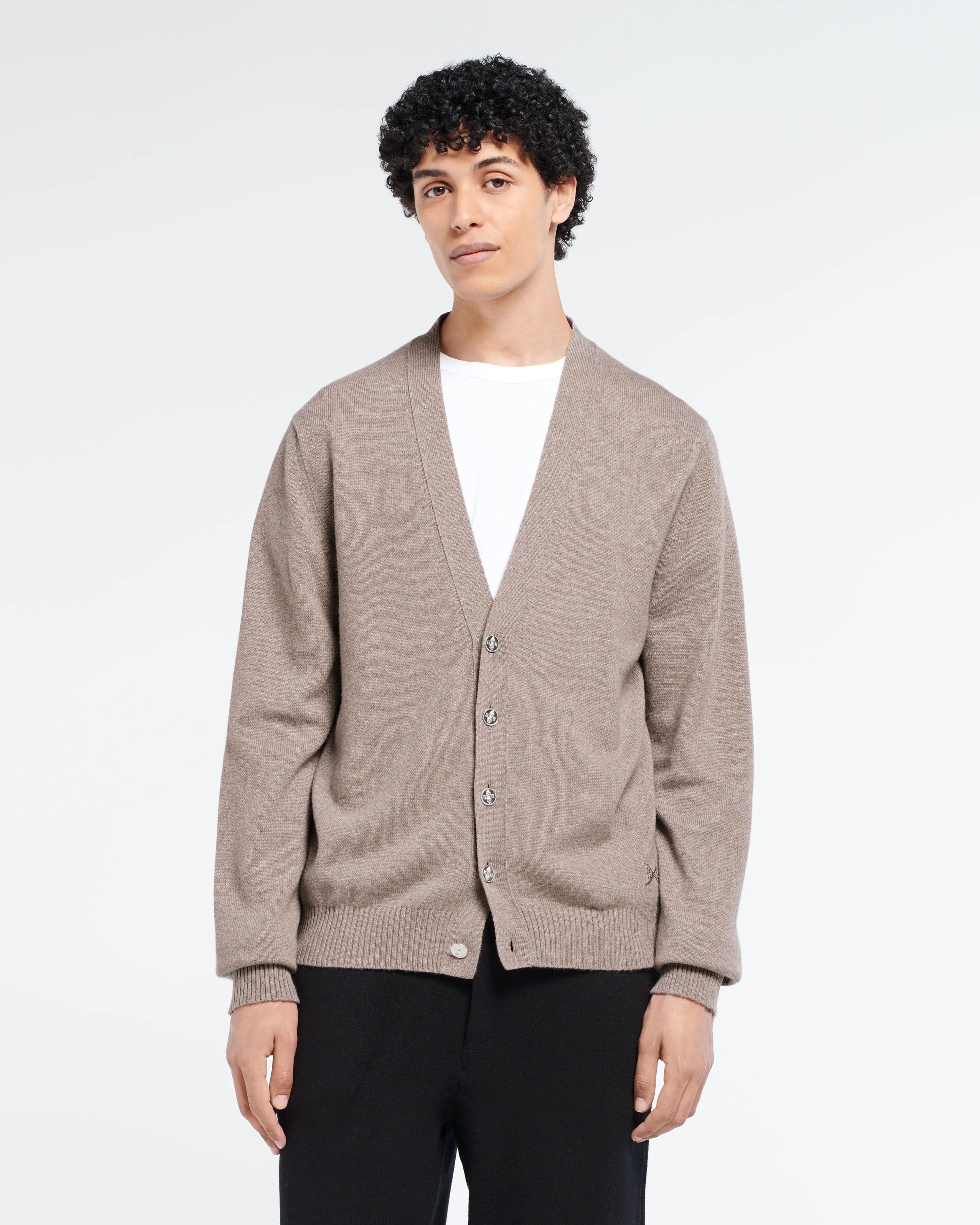 Cardigan B Label en cachemire sold by Barrie product image thumbnail 3