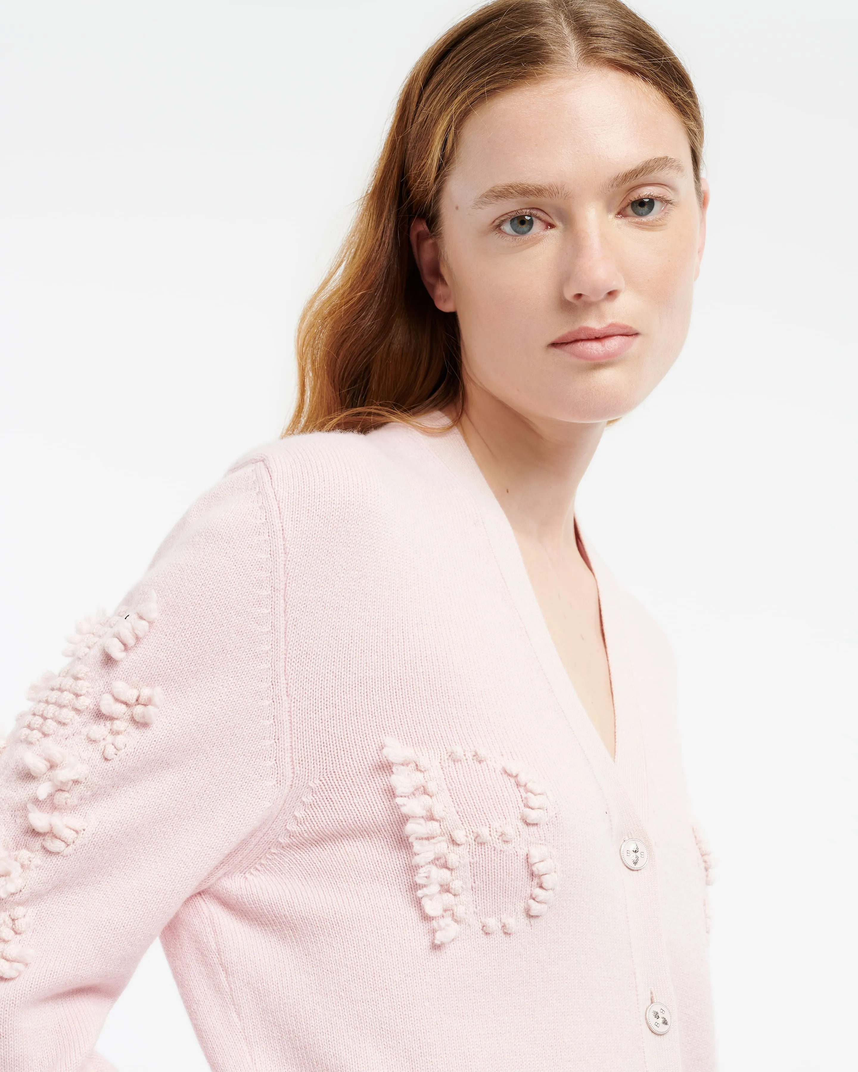 Cardigan col V logo B en cachemire sold by Barrie product image thumbnail 2