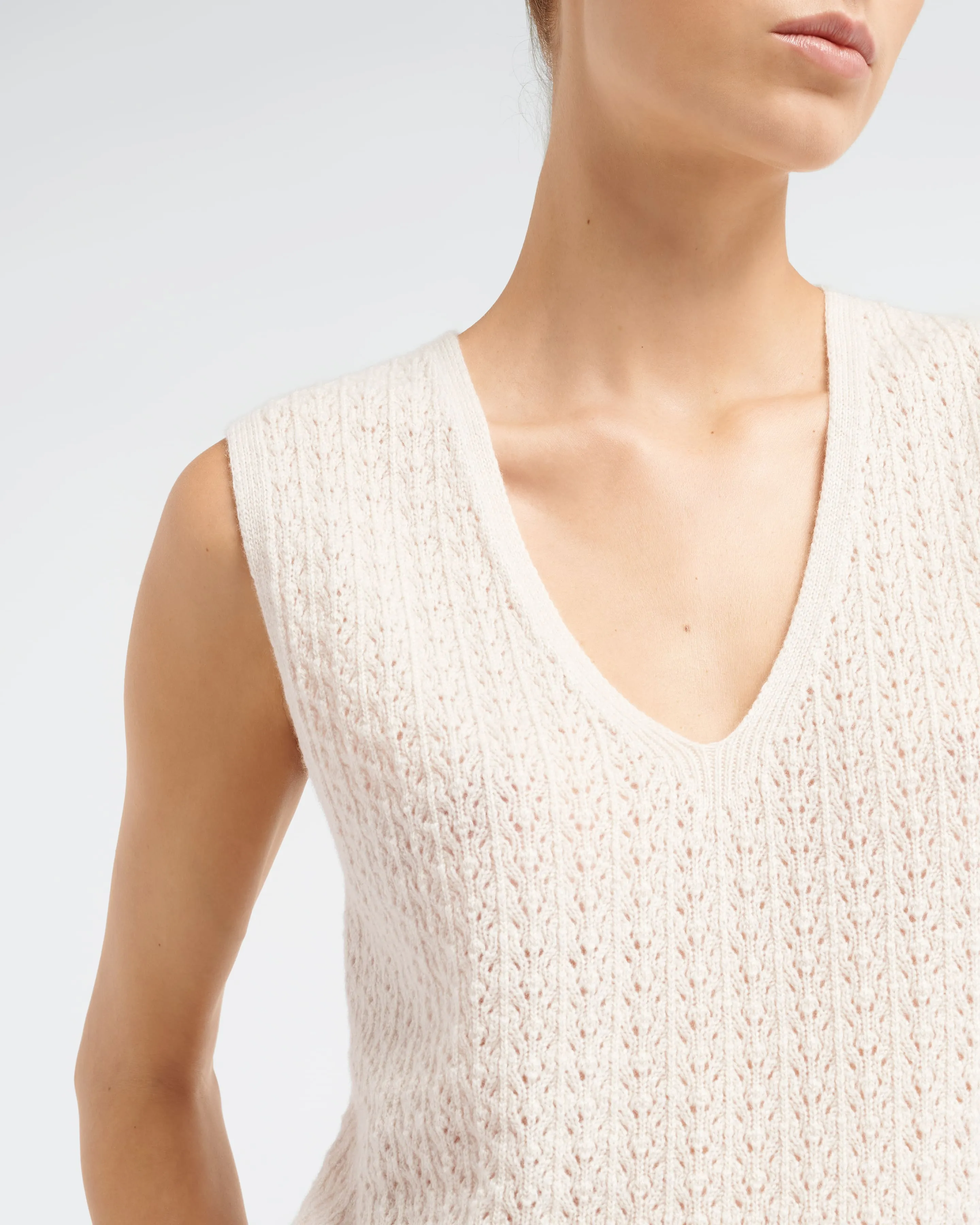 Top en dentelle cachemire sold by Barrie product image thumbnail 2