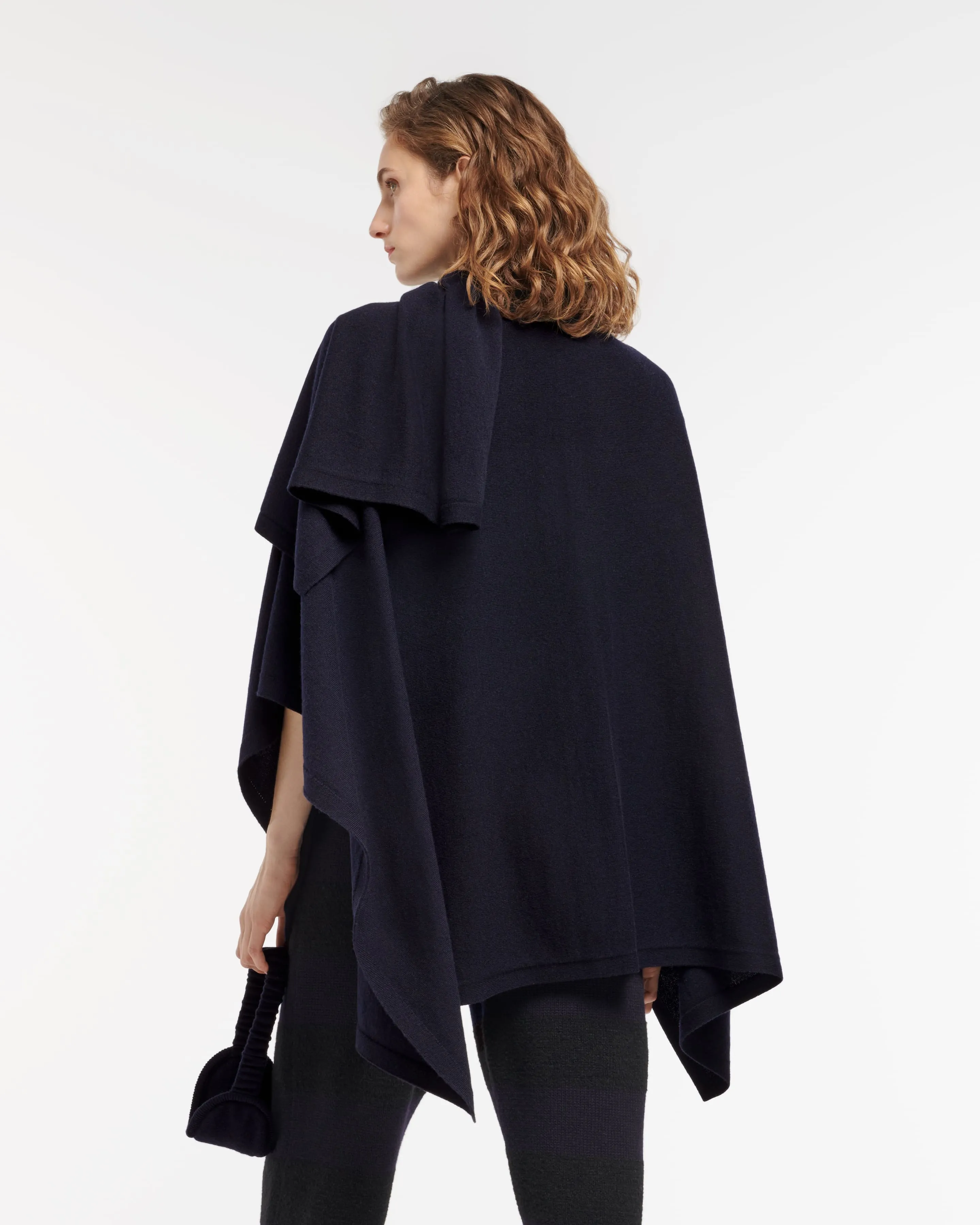 Travel set en cachemire sold by Barrie product image thumbnail 4