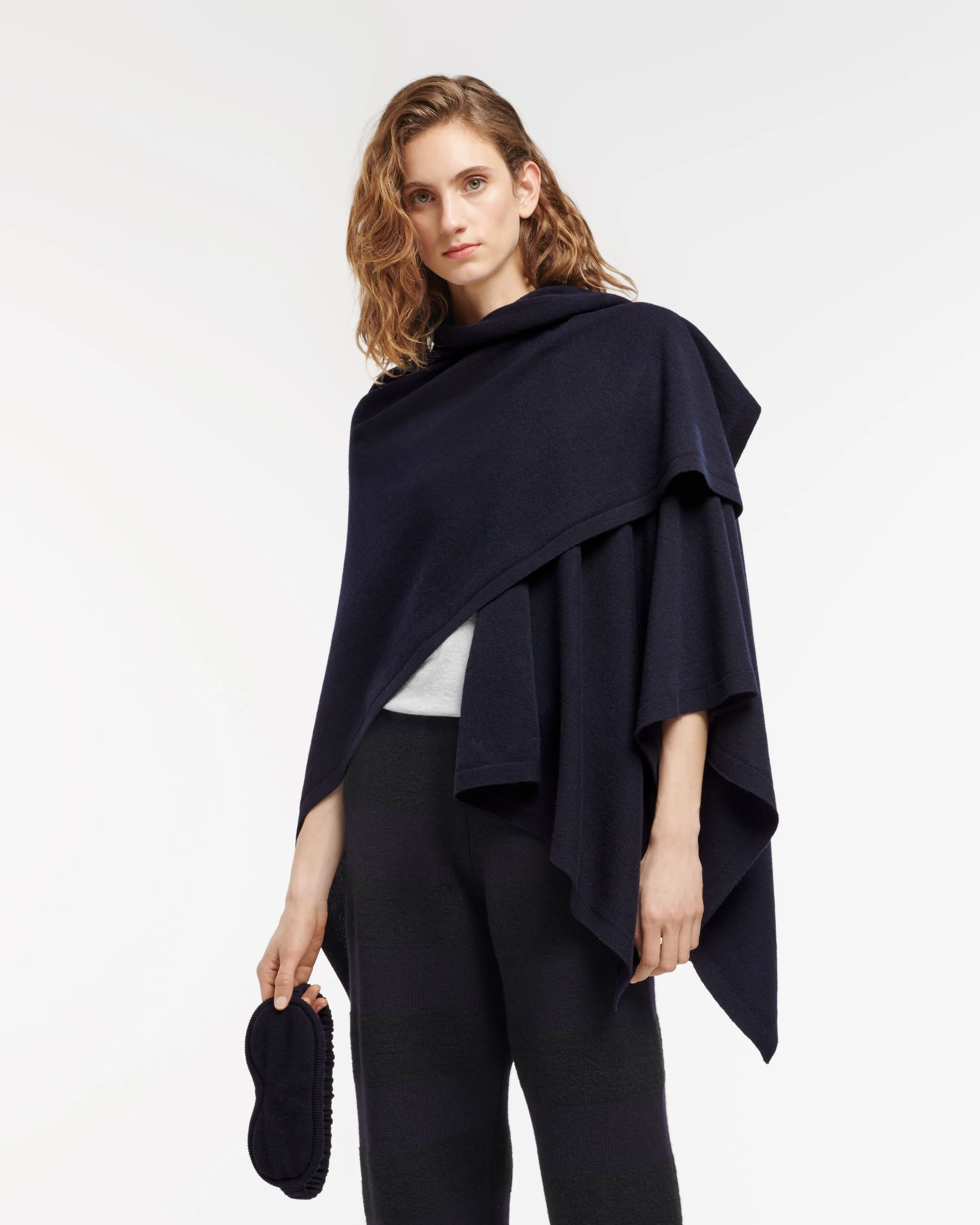 Travel set en cachemire sold by Barrie product image thumbnail 3