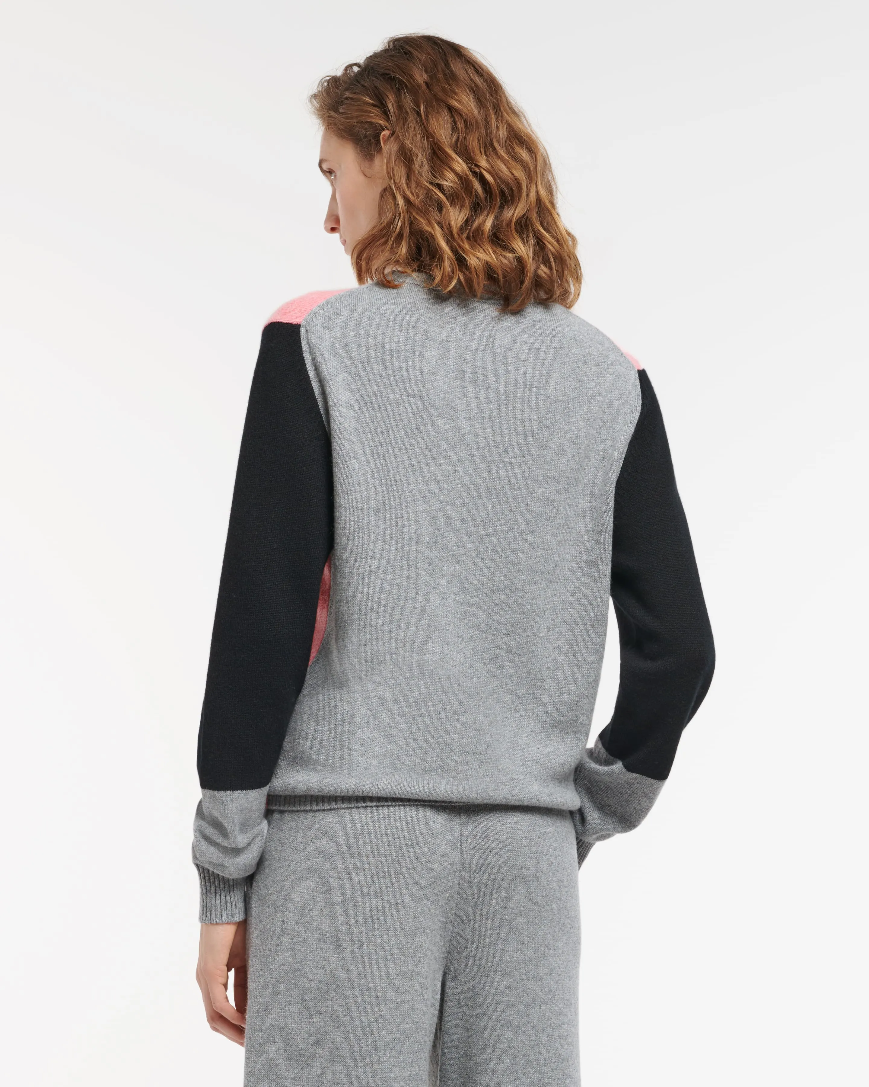 Pantalon coupe large en cachemire sold by Barrie product image thumbnail 3