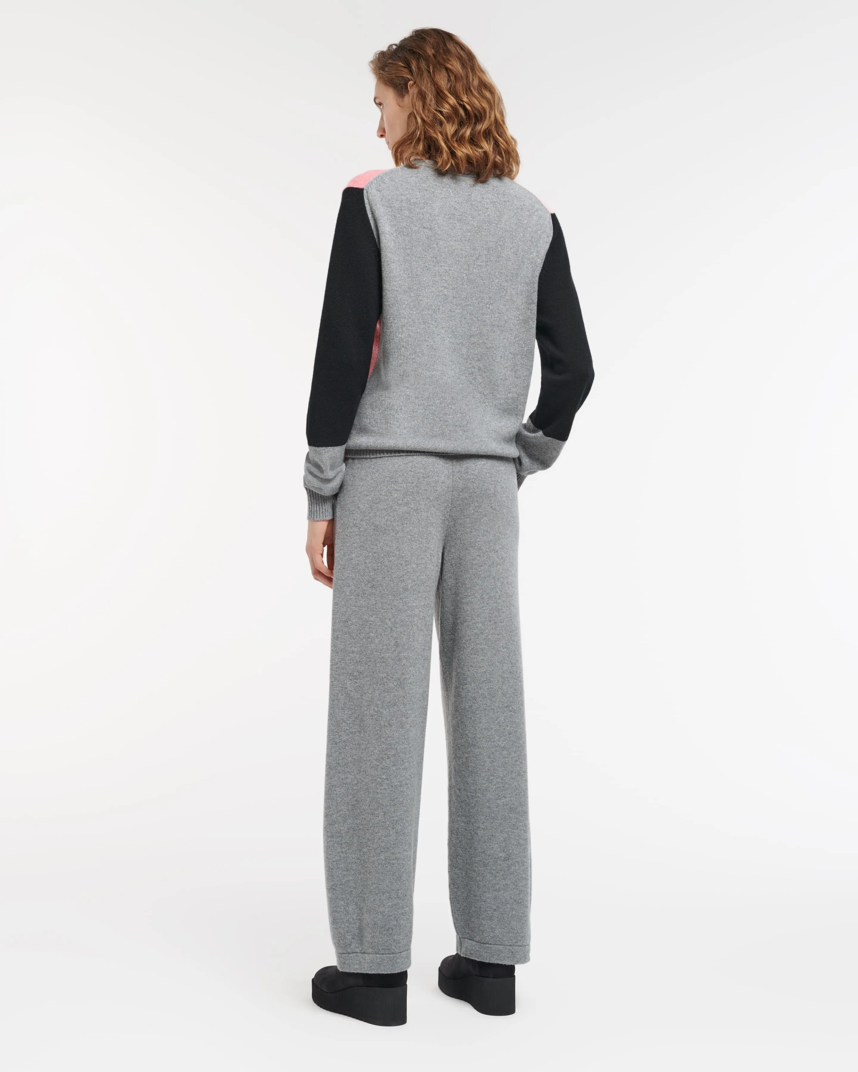 Pantalon coupe large en cachemire sold by Barrie product image thumbnail 5