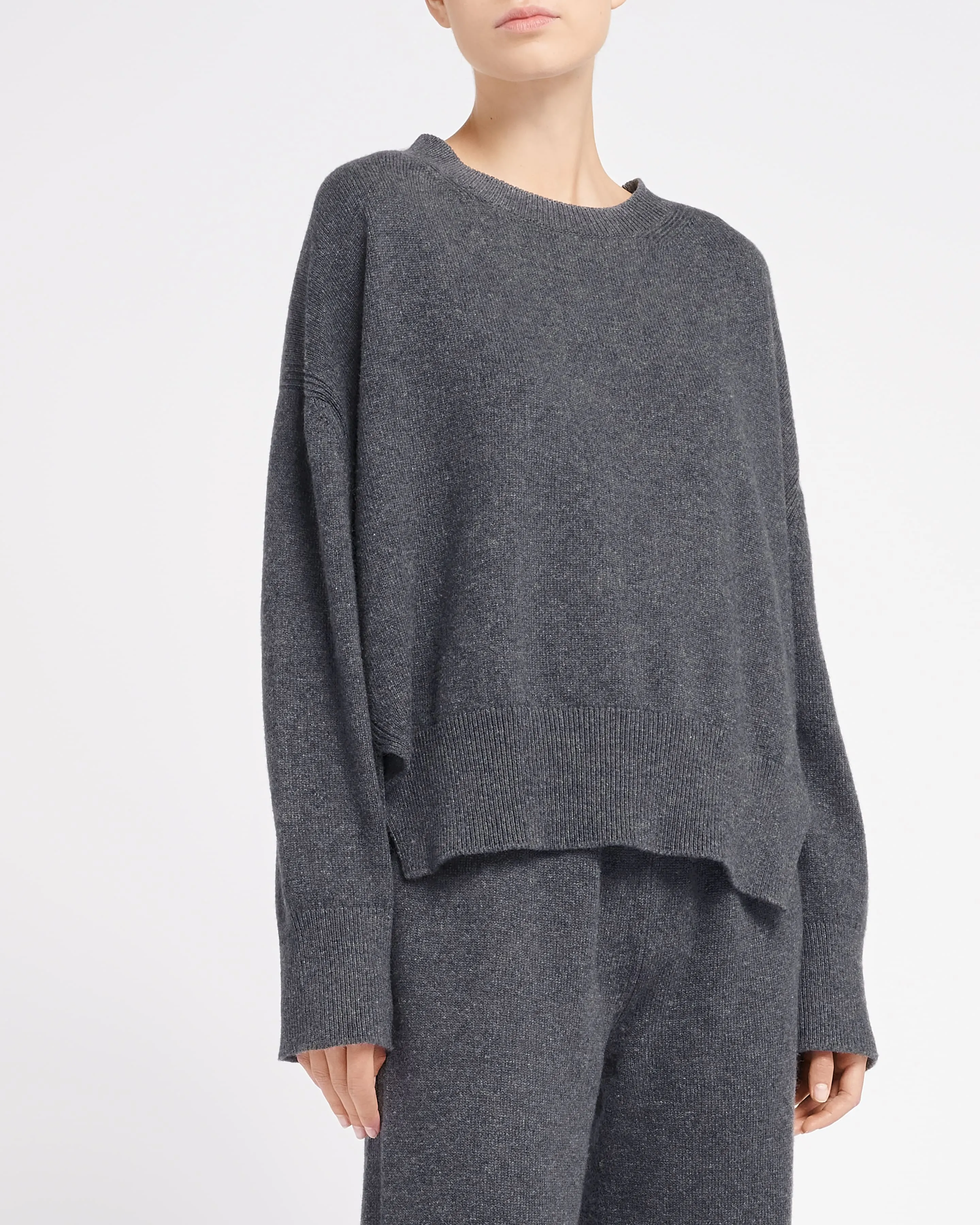 Pull col rond oversize en cachemire sold by Barrie product image thumbnail 3