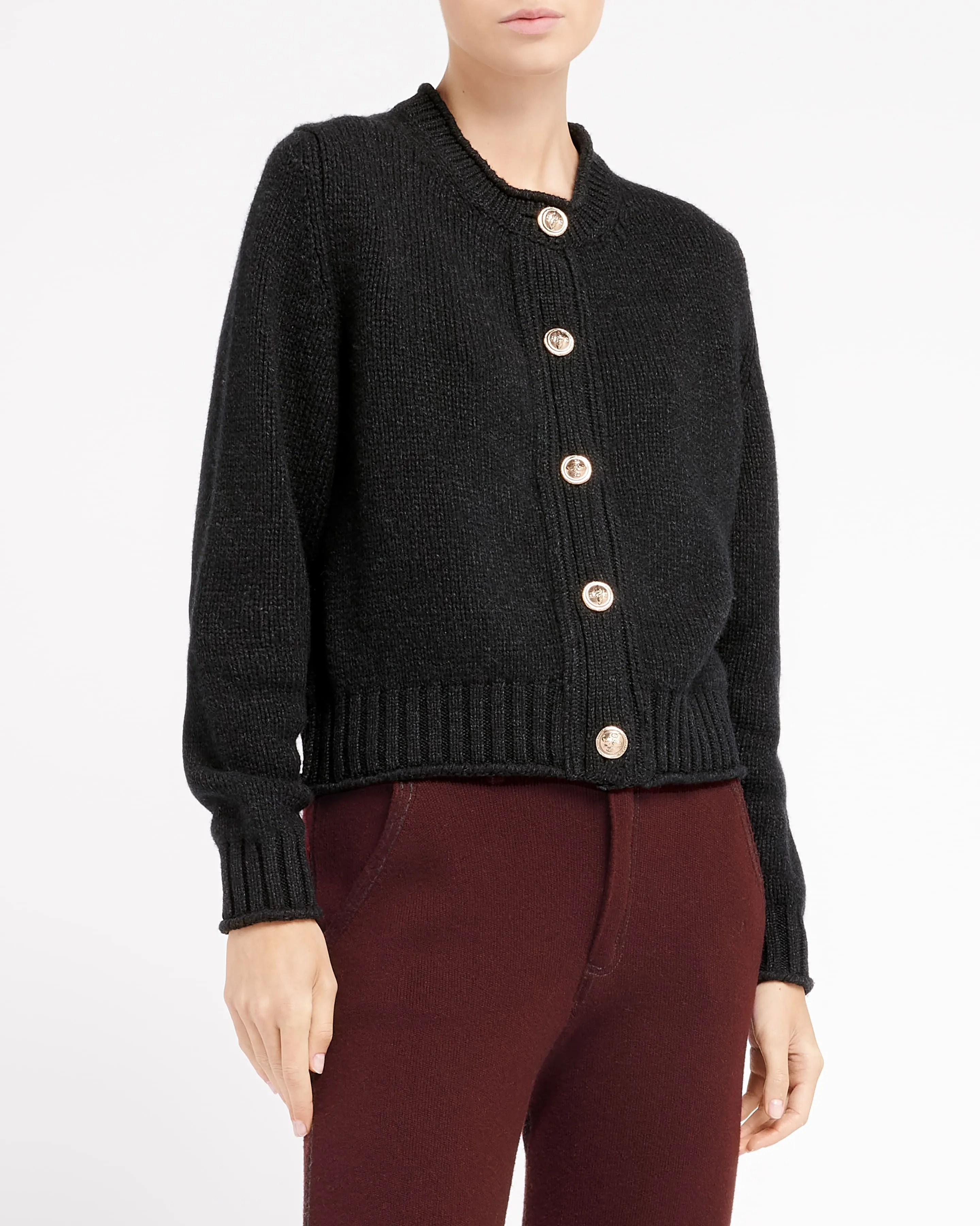 Cardigan épais en cachemire à boutons dorés sold by Barrie product image thumbnail 3