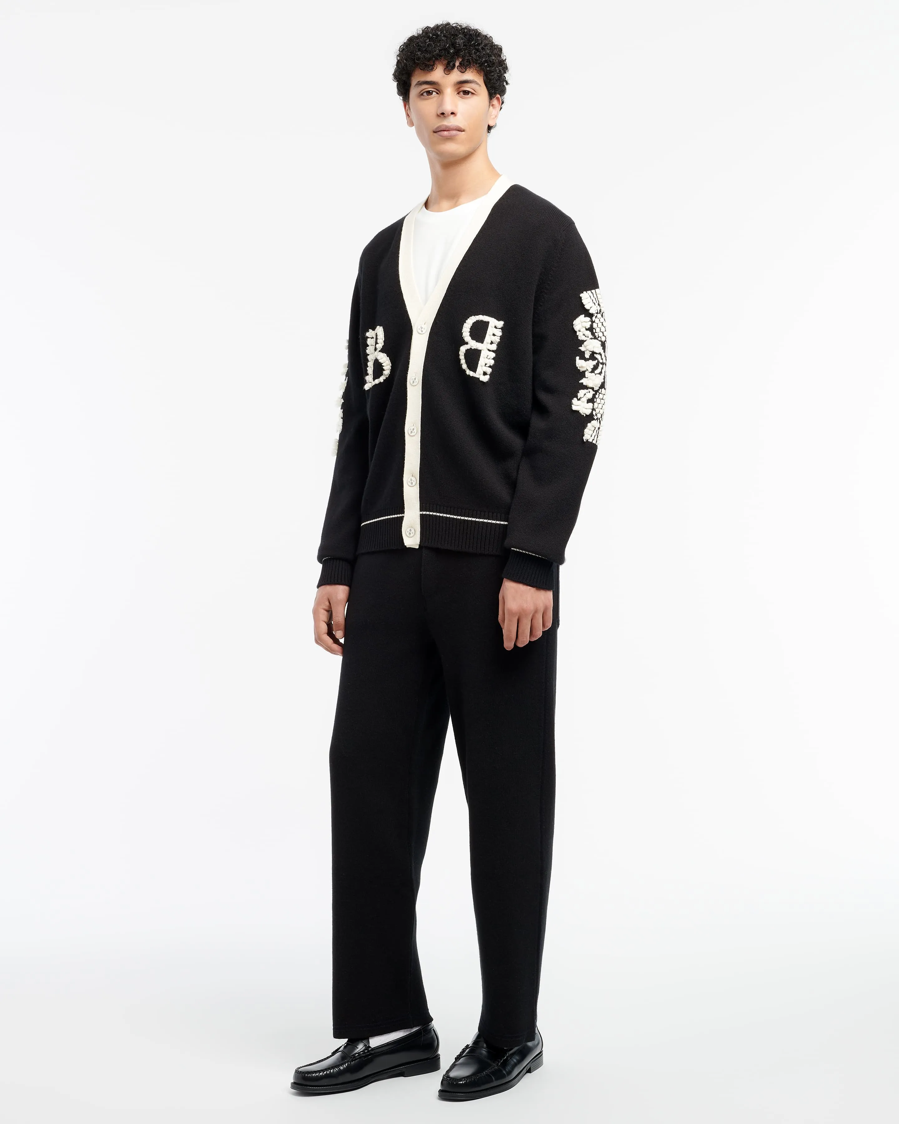 Cardigan col V logo B en cachemire sold by Barrie product image thumbnail 5