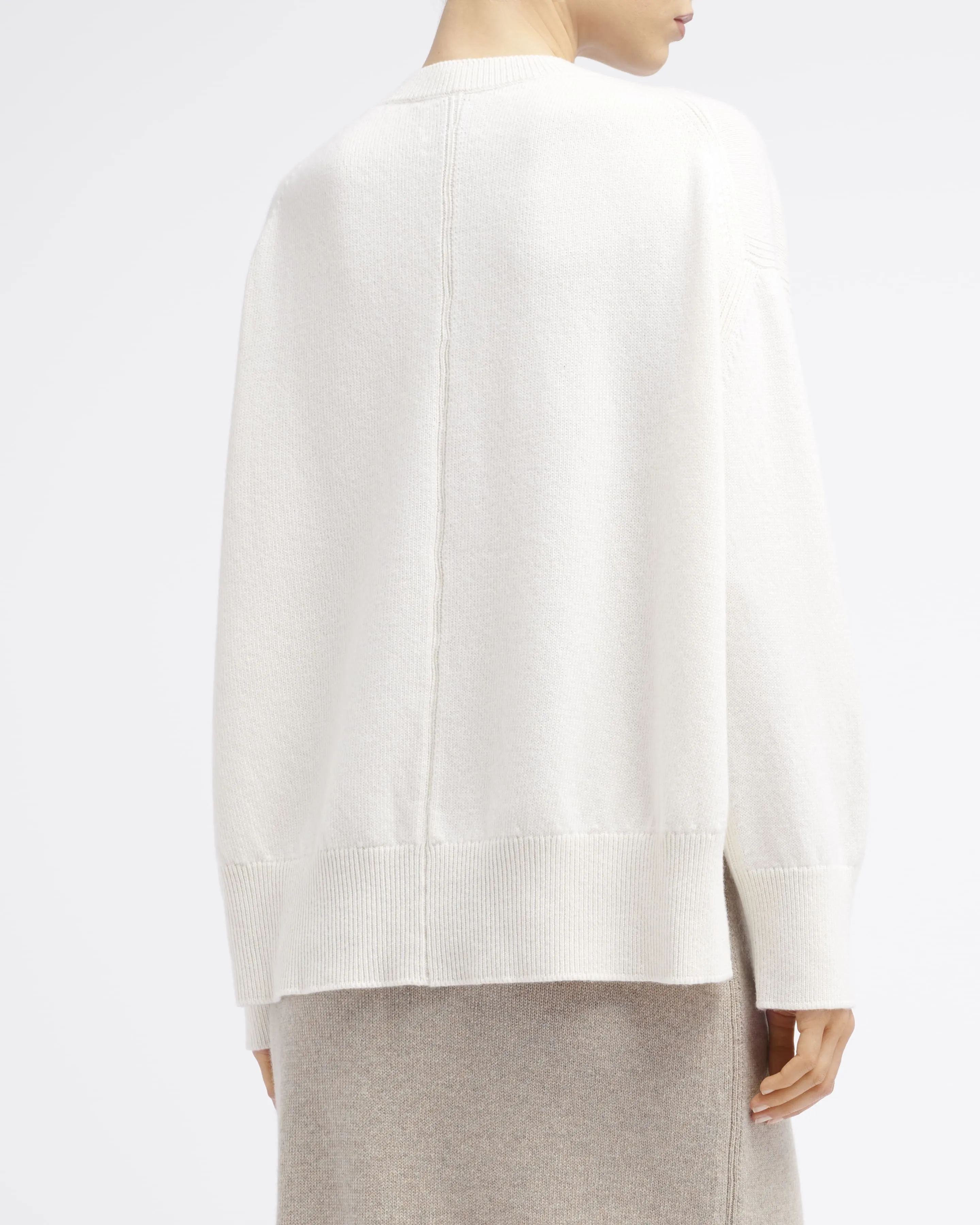 Pull col rond oversize en cachemire sold by Barrie product image thumbnail 4