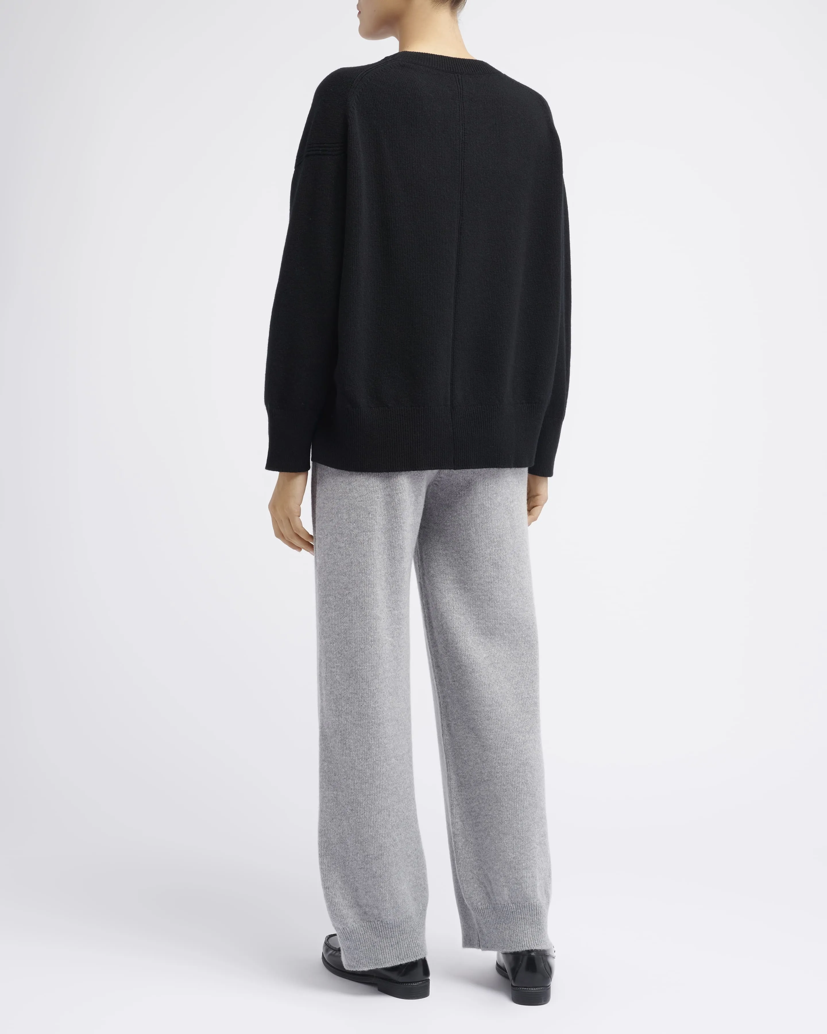 Pull col rond oversize en cachemire sold by Barrie product image thumbnail 5