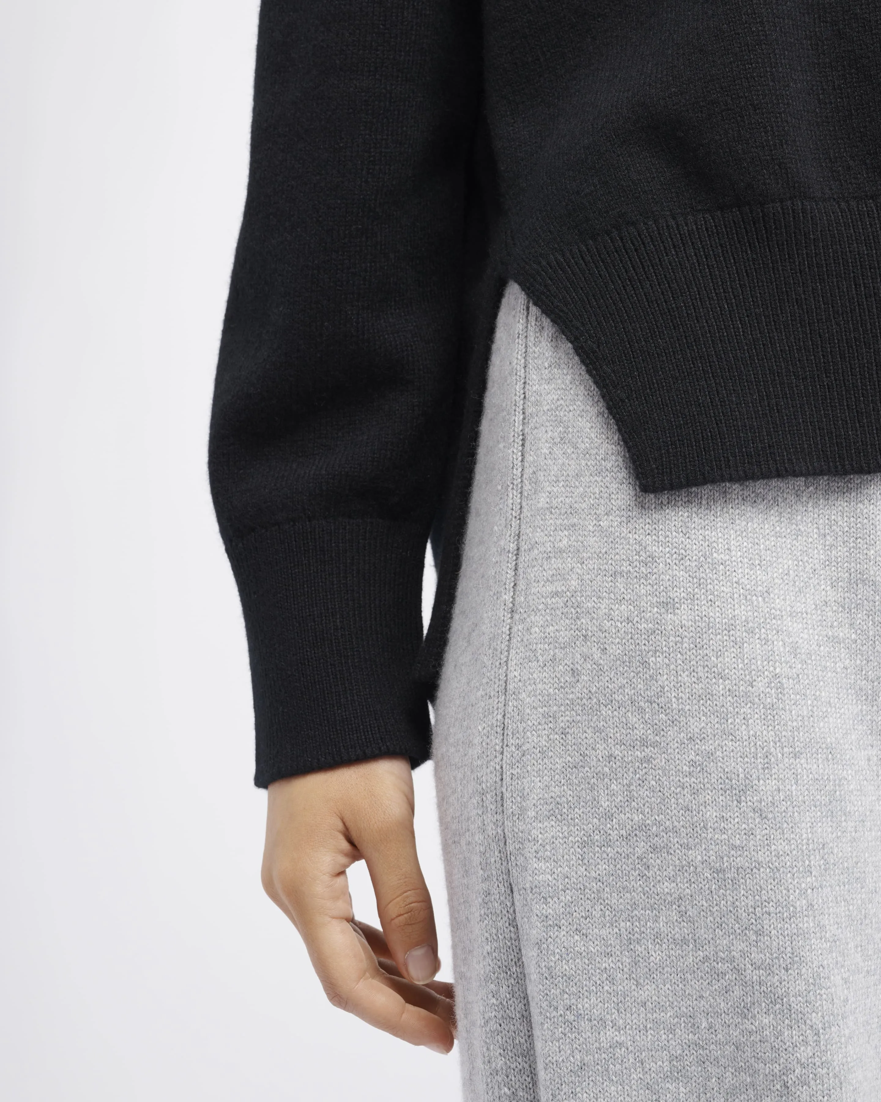 Pull col rond oversize en cachemire sold by Barrie product image thumbnail 2