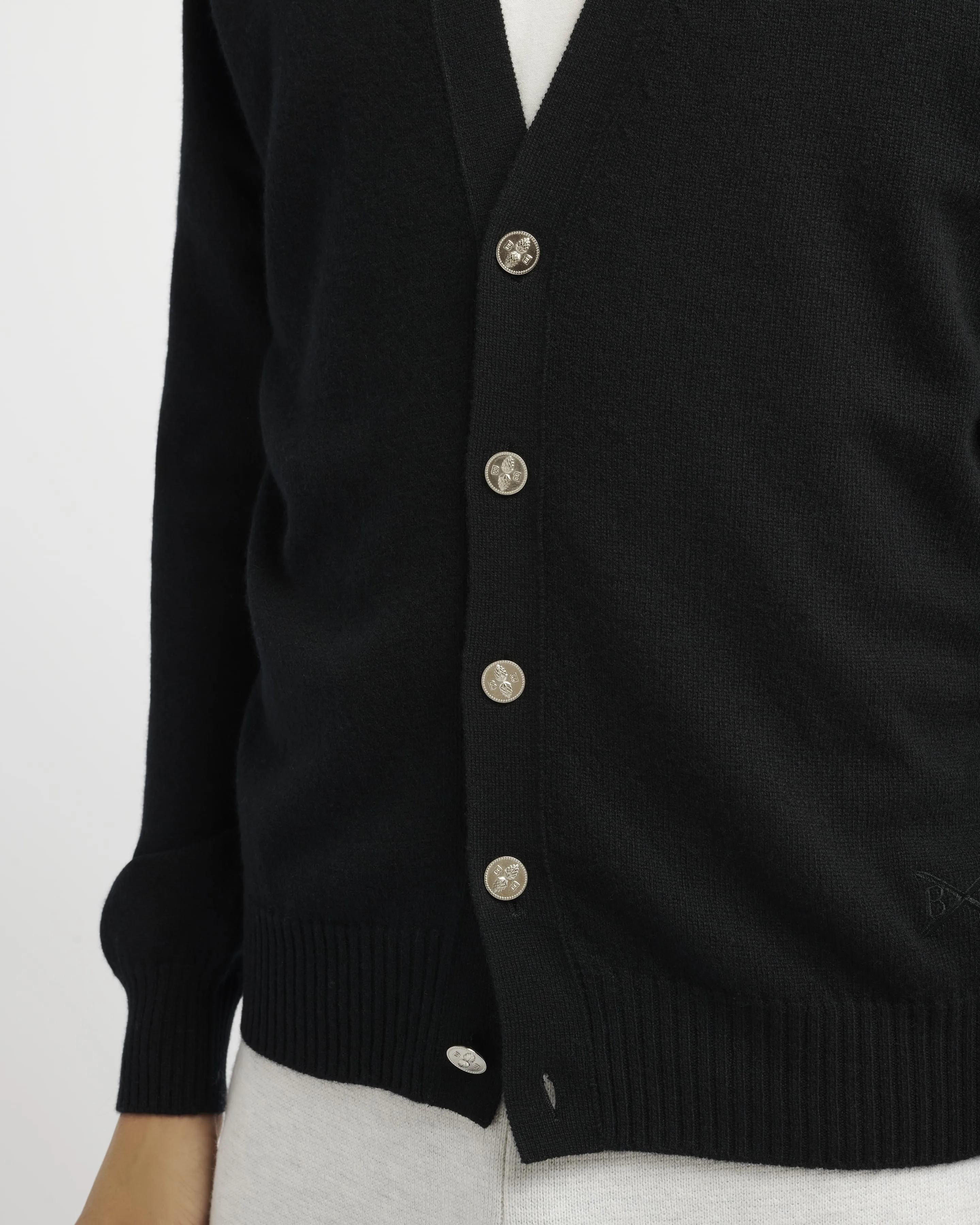 Cardigan B Label en cachemire sold by Barrie product image thumbnail 2