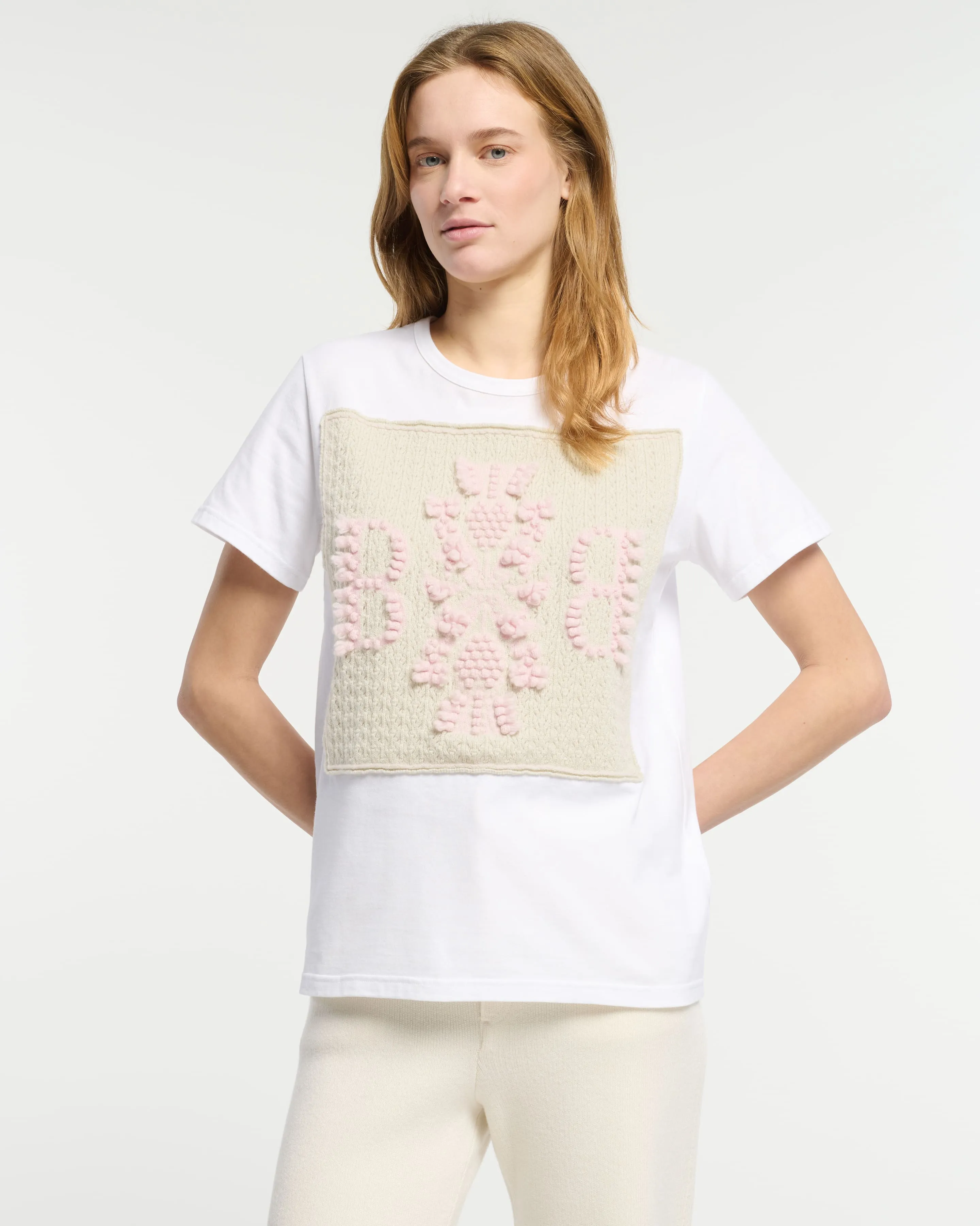 T-Shirt avec patch logo B en dentelle cachemire sold by Barrie product image thumbnail 3
