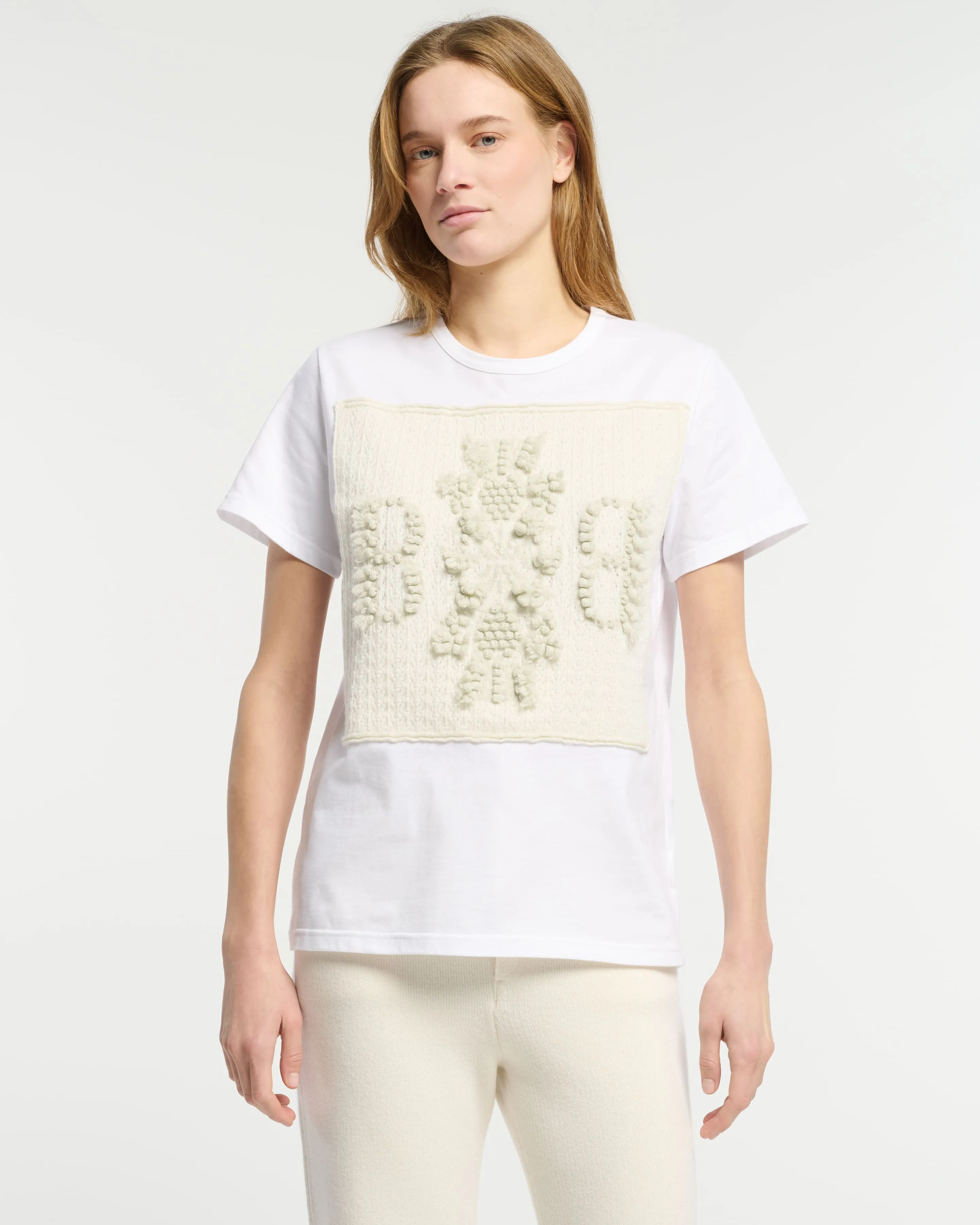 T-Shirt avec patch logo B en dentelle cachemire sold by Barrie product image thumbnail 2