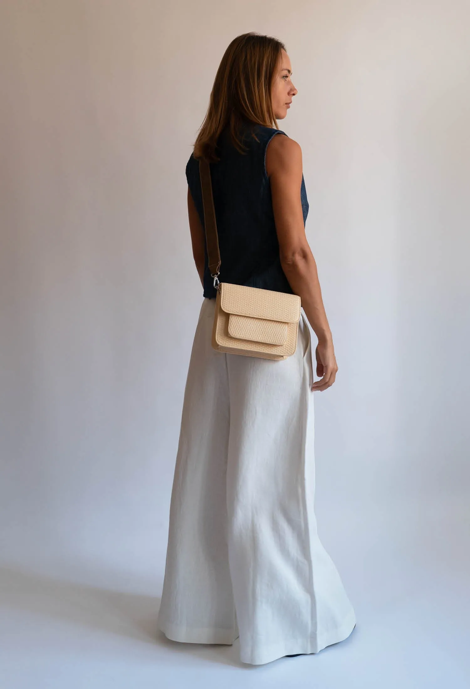 CAYMAN POCKET RAFFIA STRUCTURE - Raffia Sand sold by HVISK product image thumbnail 5