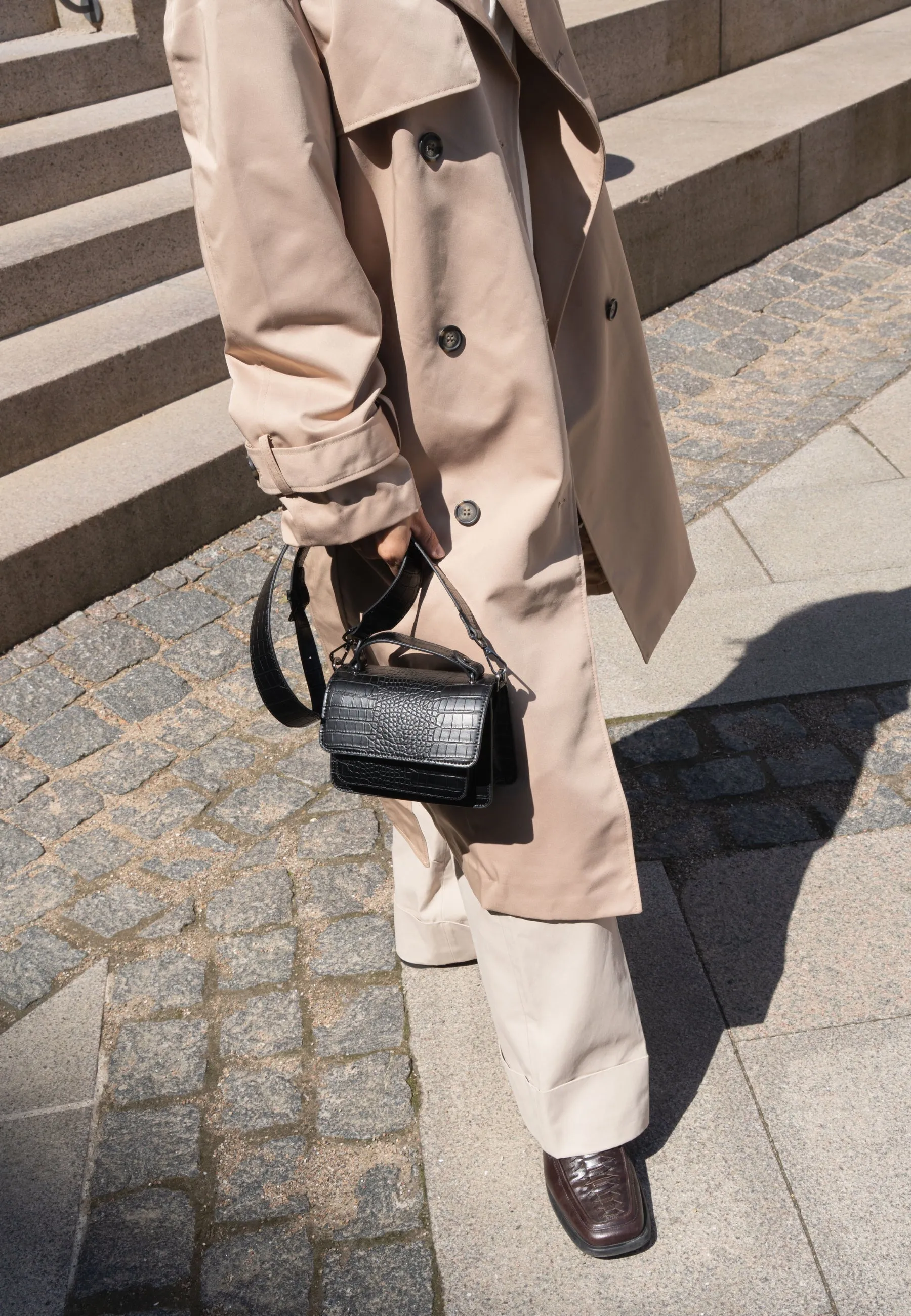 RENEI TRACE - Black sold by HVISK