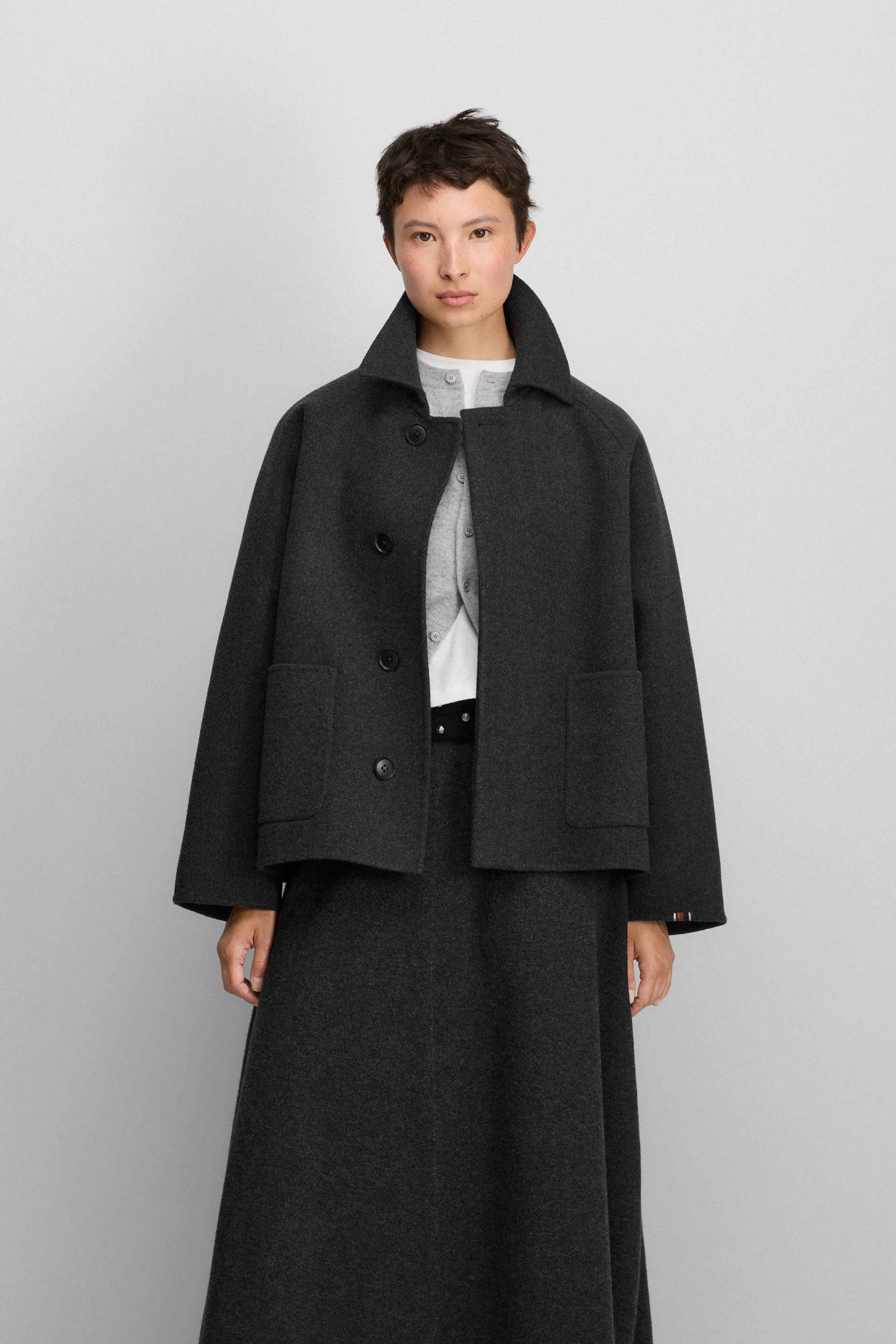 n°448 walker short sold by extreme cashmere