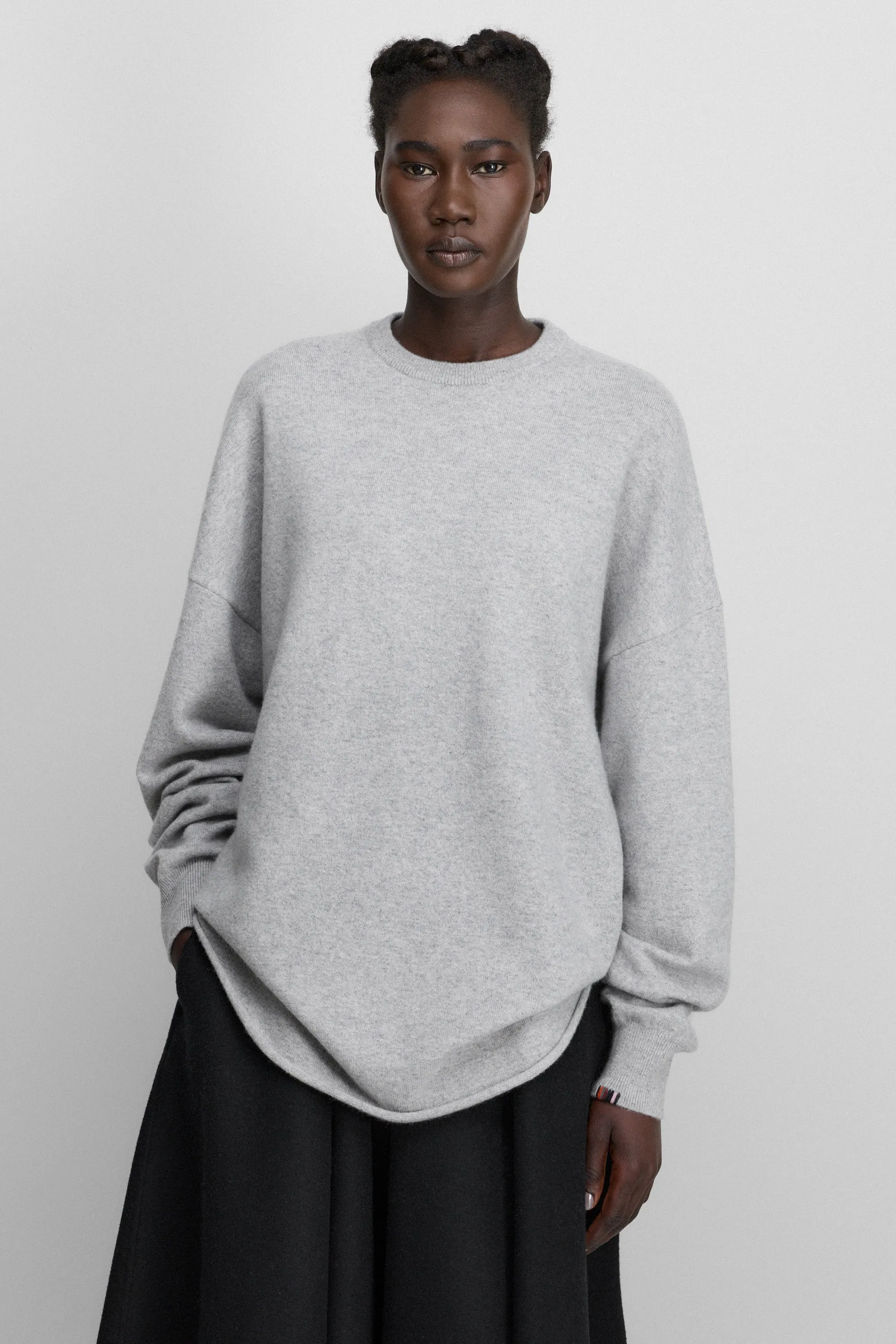 n°53 crew hop sold by extreme cashmere product image thumbnail 3