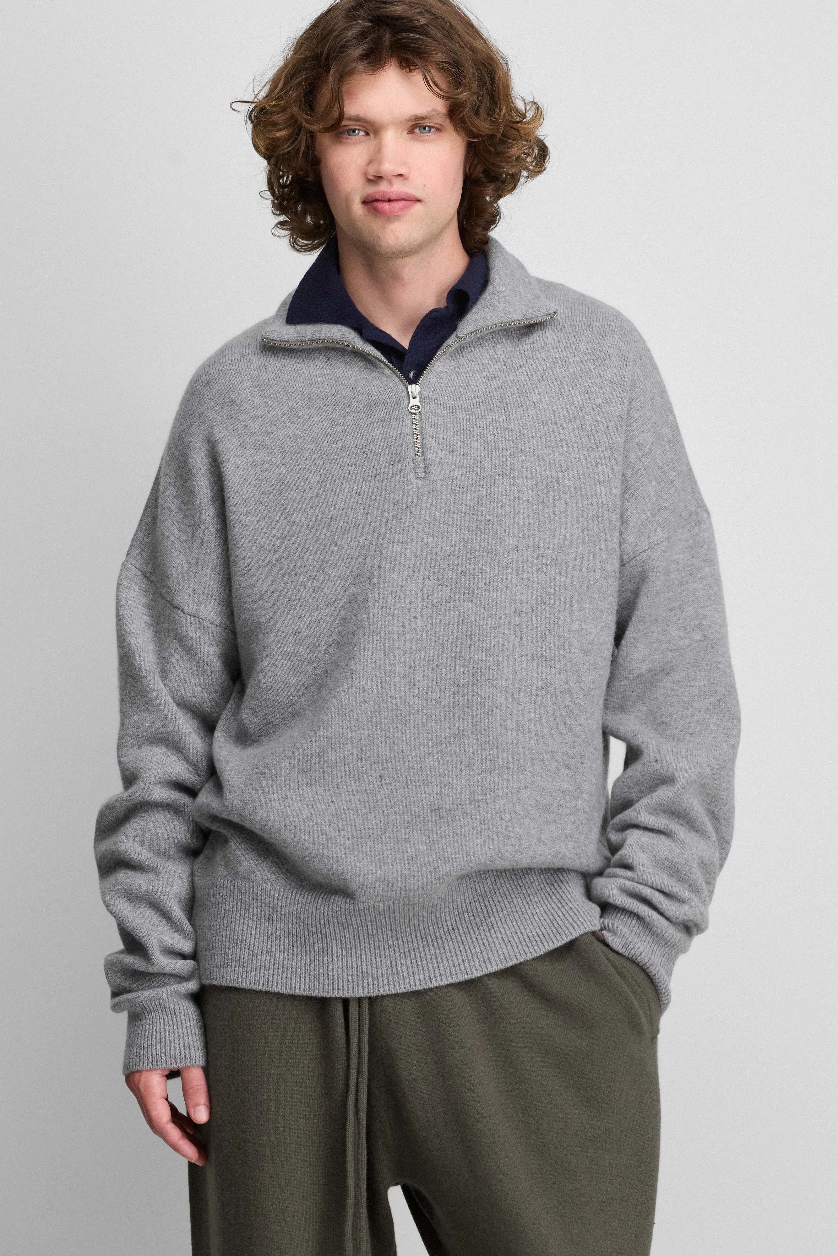 n°235 hike sold by extreme cashmere product image thumbnail 2