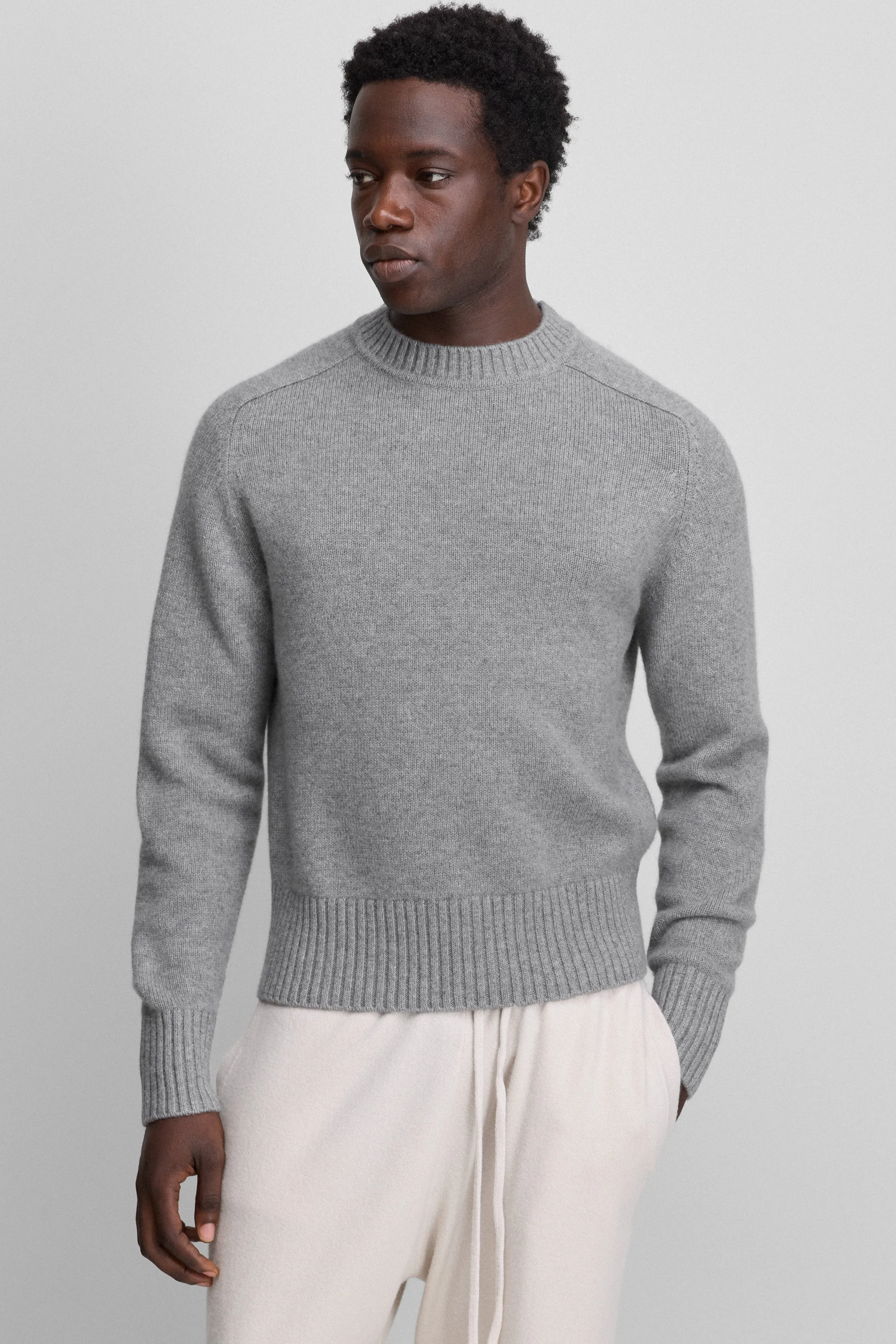 n°123 bourgeois sold by extreme cashmere product image thumbnail 5