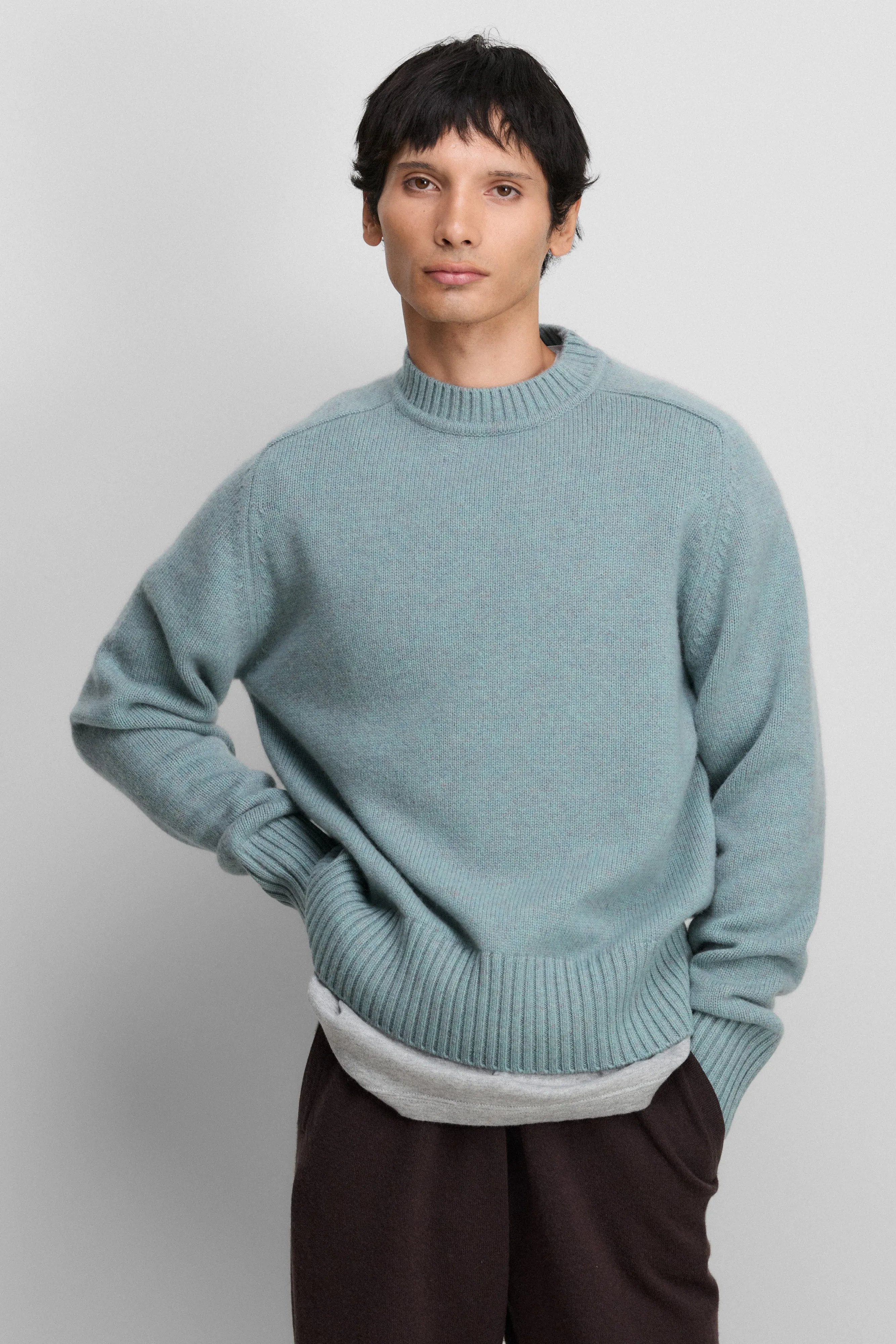 n°123 bourgeois sold by extreme cashmere product image thumbnail 4