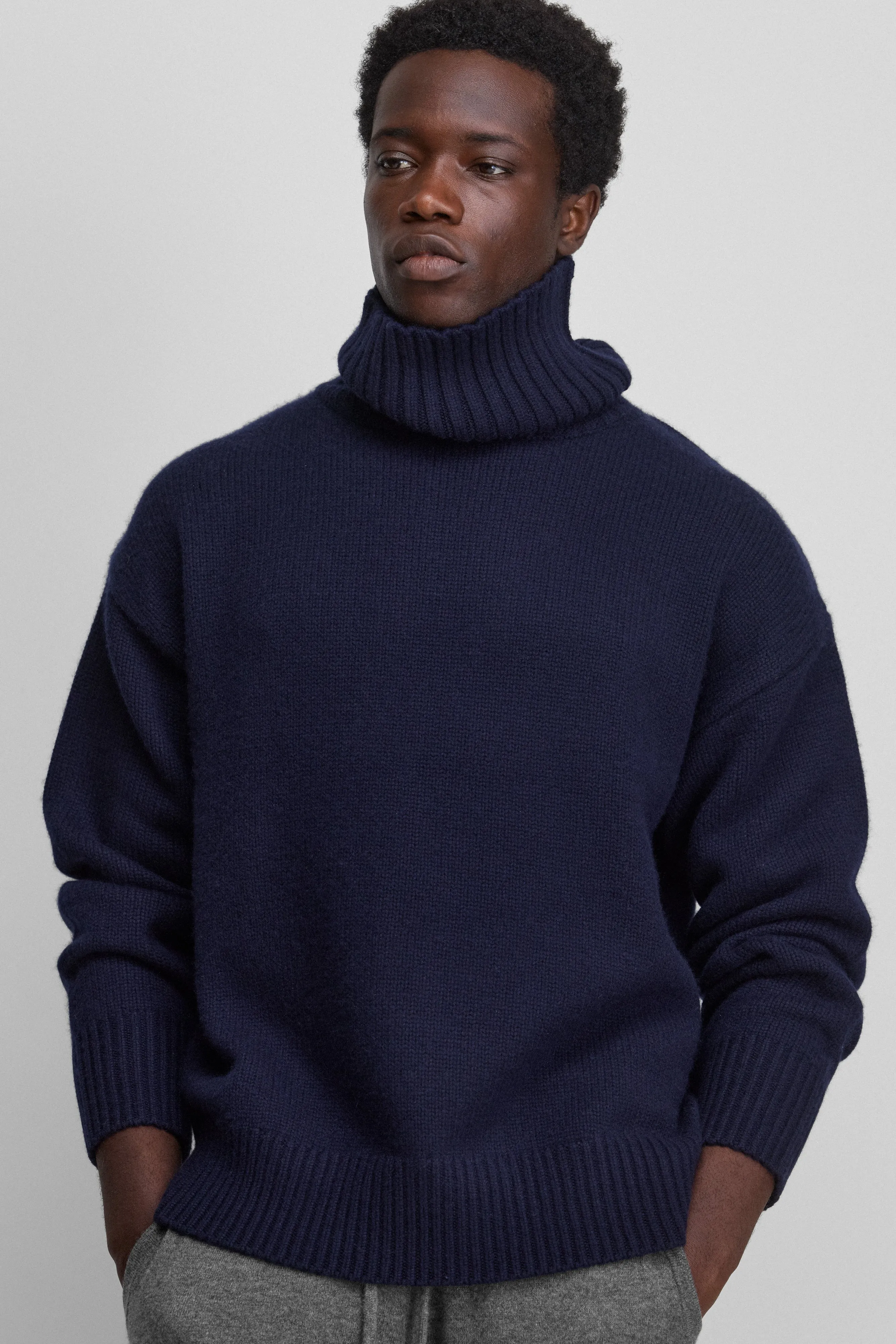 n°20 oversize xtra sold by extreme cashmere product image thumbnail 5