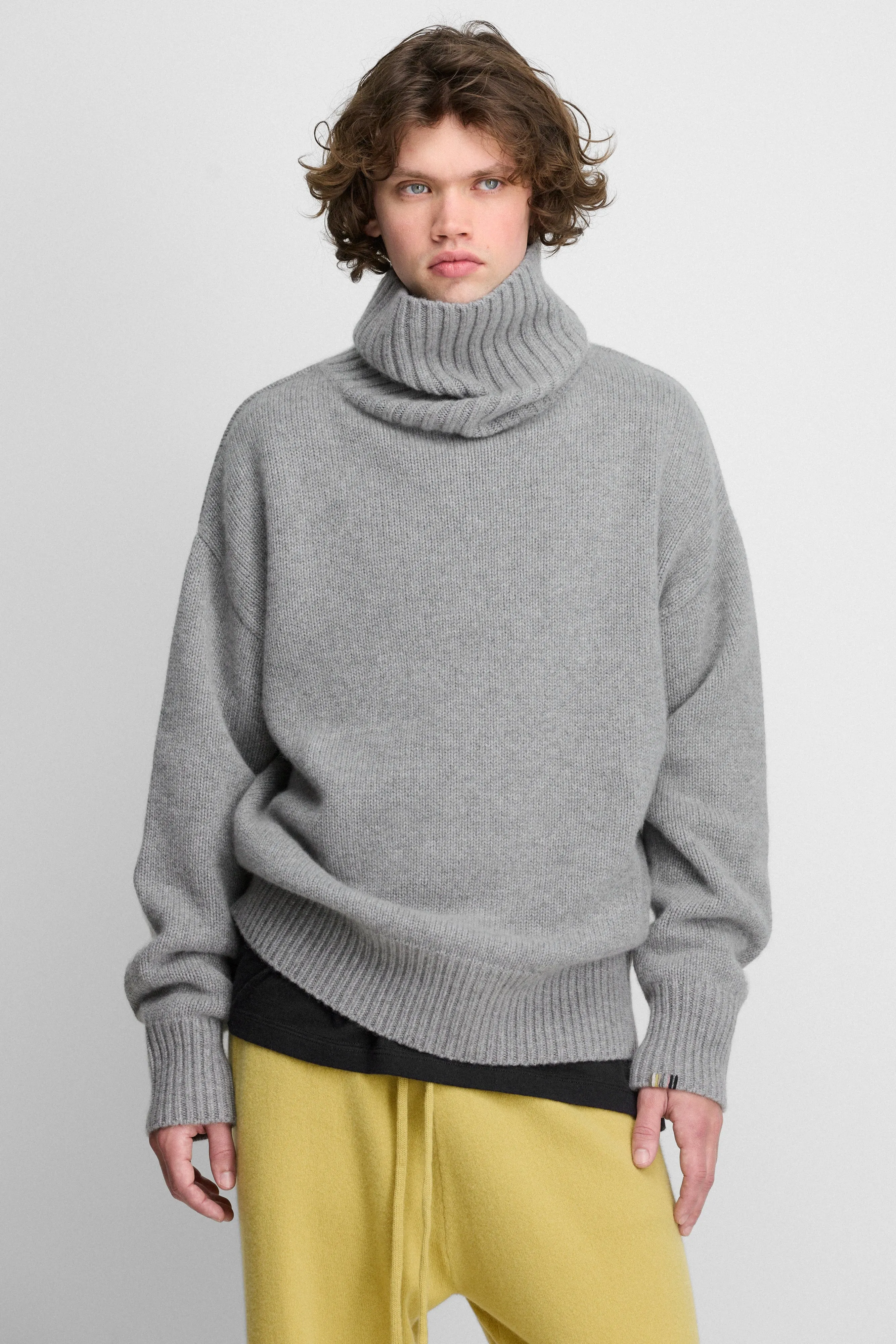 n°20 oversize xtra sold by extreme cashmere product image thumbnail 4