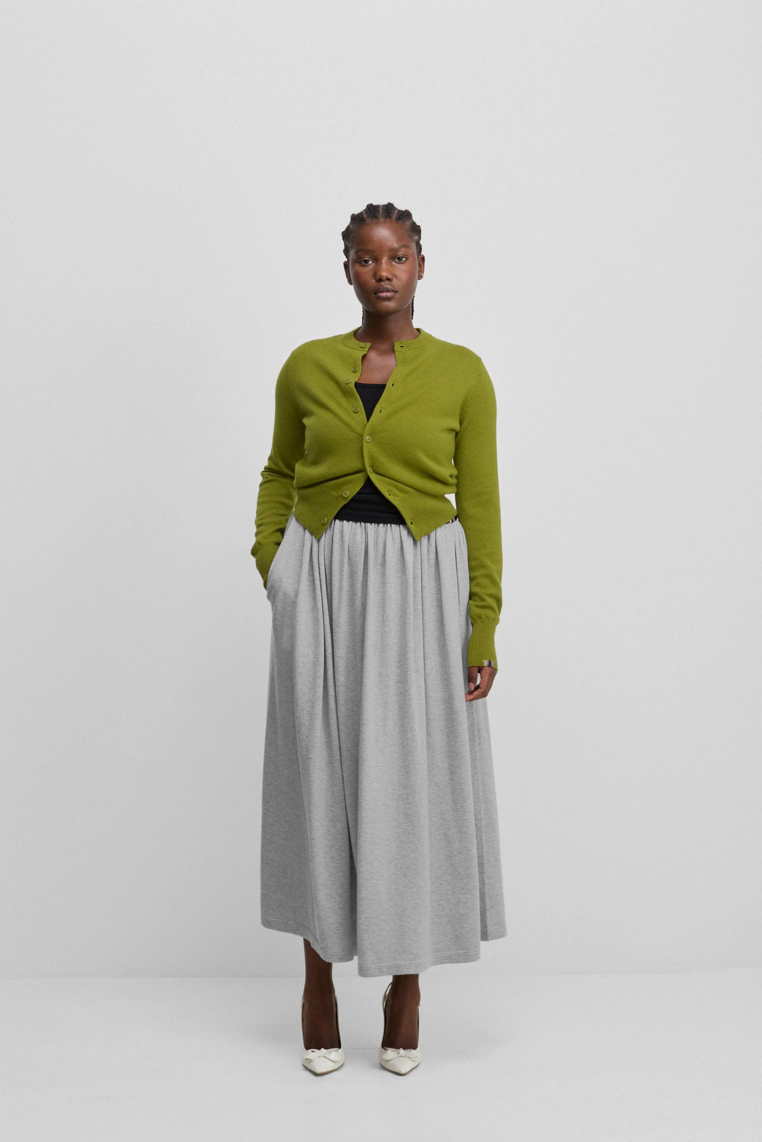 n°403 mary short sold by extreme cashmere product image thumbnail 5