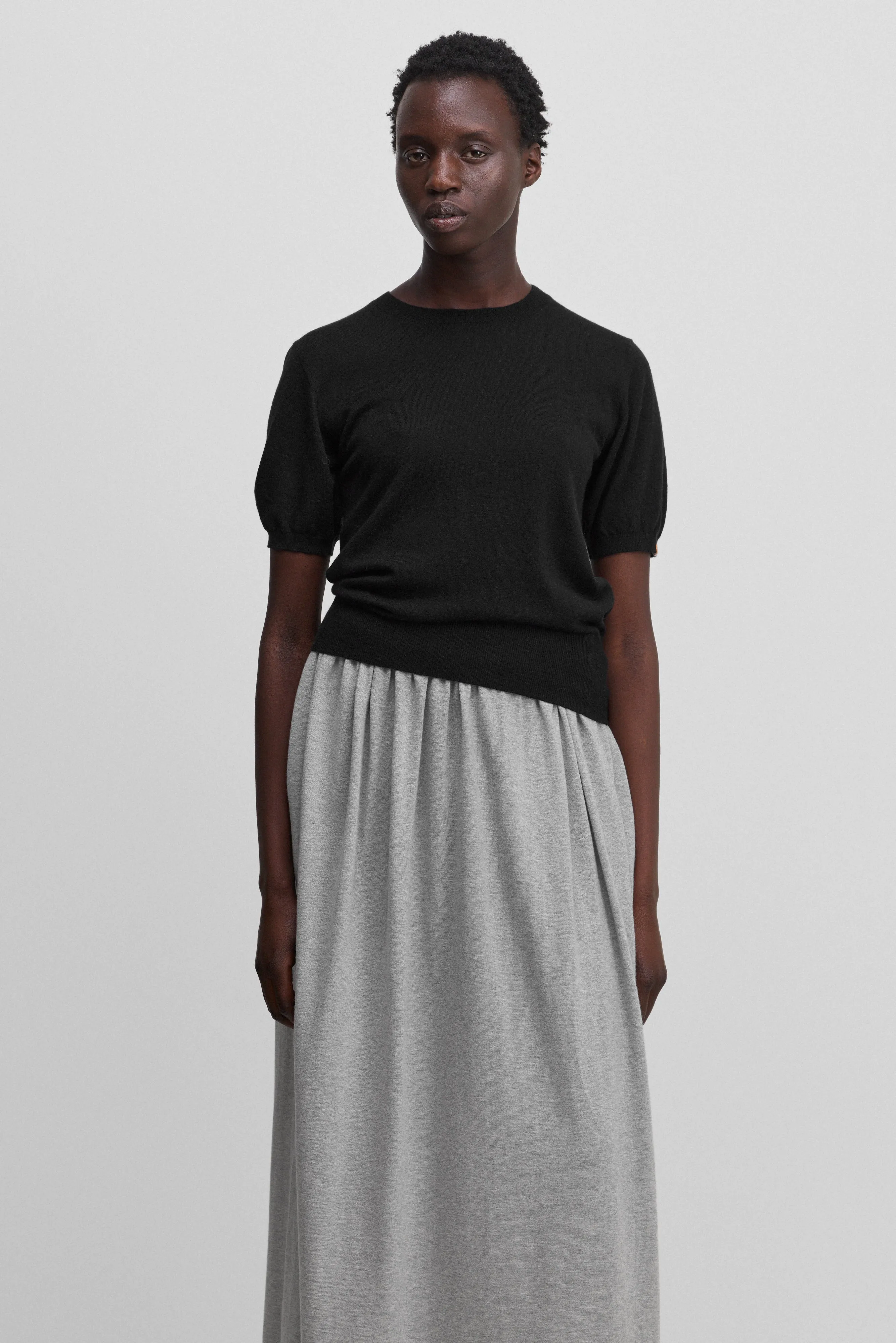 n°416 noor sold by extreme cashmere product image thumbnail 4