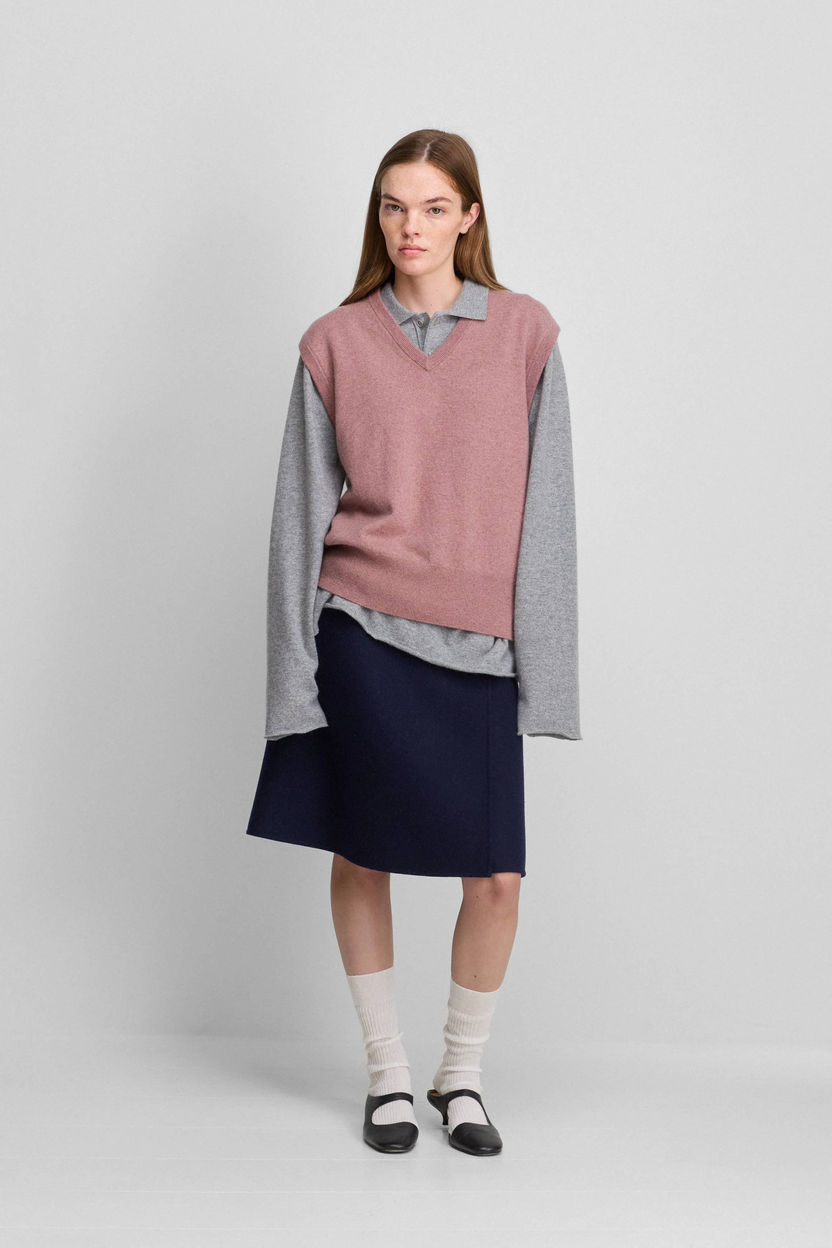 n°243 spencer sold by extreme cashmere product image thumbnail 3