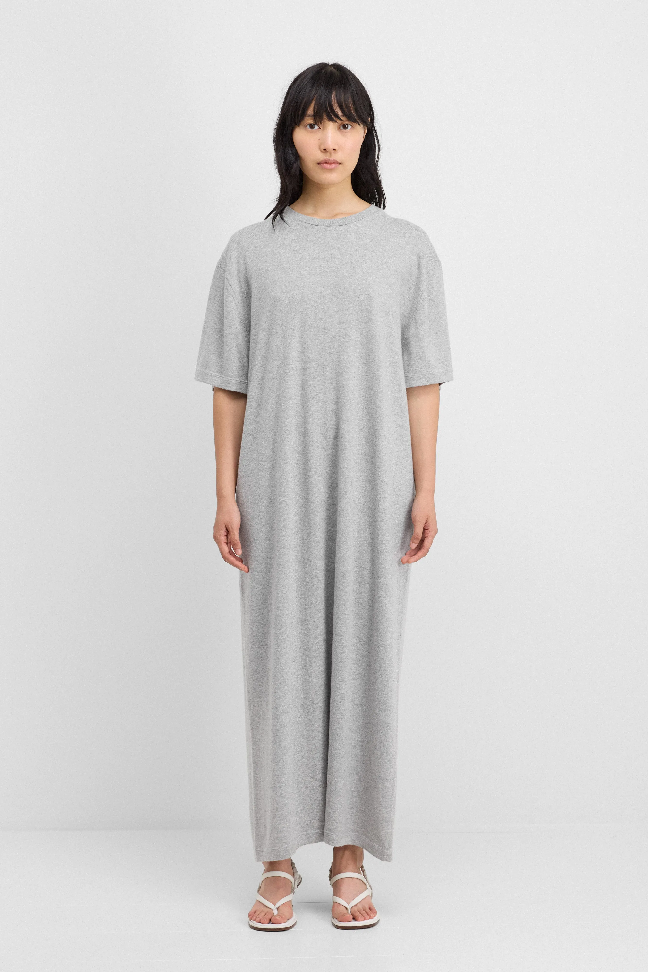 n°321 kris short sold by extreme cashmere